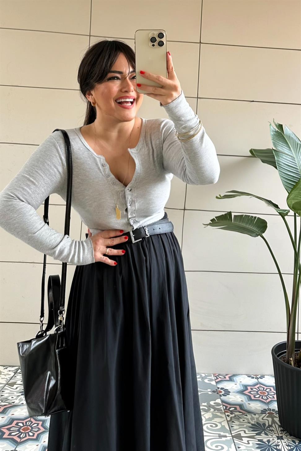 Premium Kalite Düğme Detaylı Fitilli Crop Bluz Gri