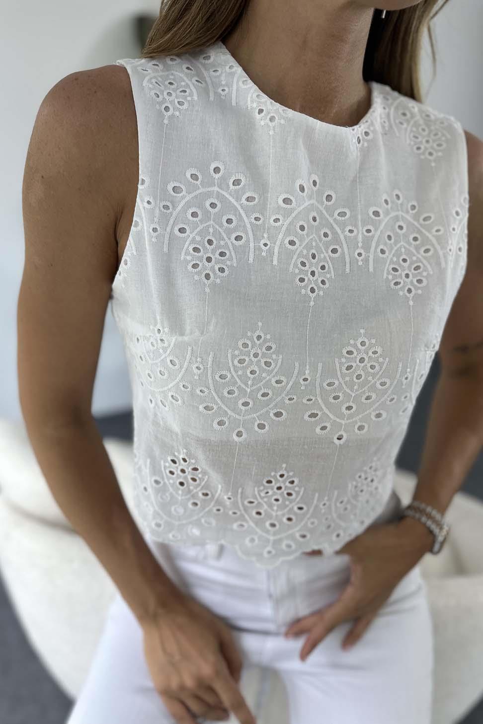 Premium Kalite Fisto Detaylı Bluz Beyaz