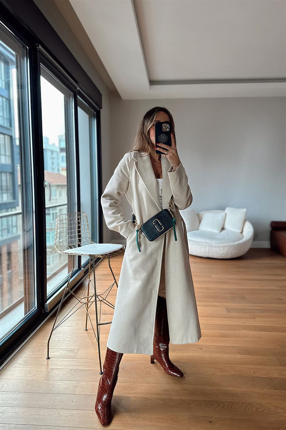 Premium Kalite Kuşaklı Basic Kaşe Kaban Taş