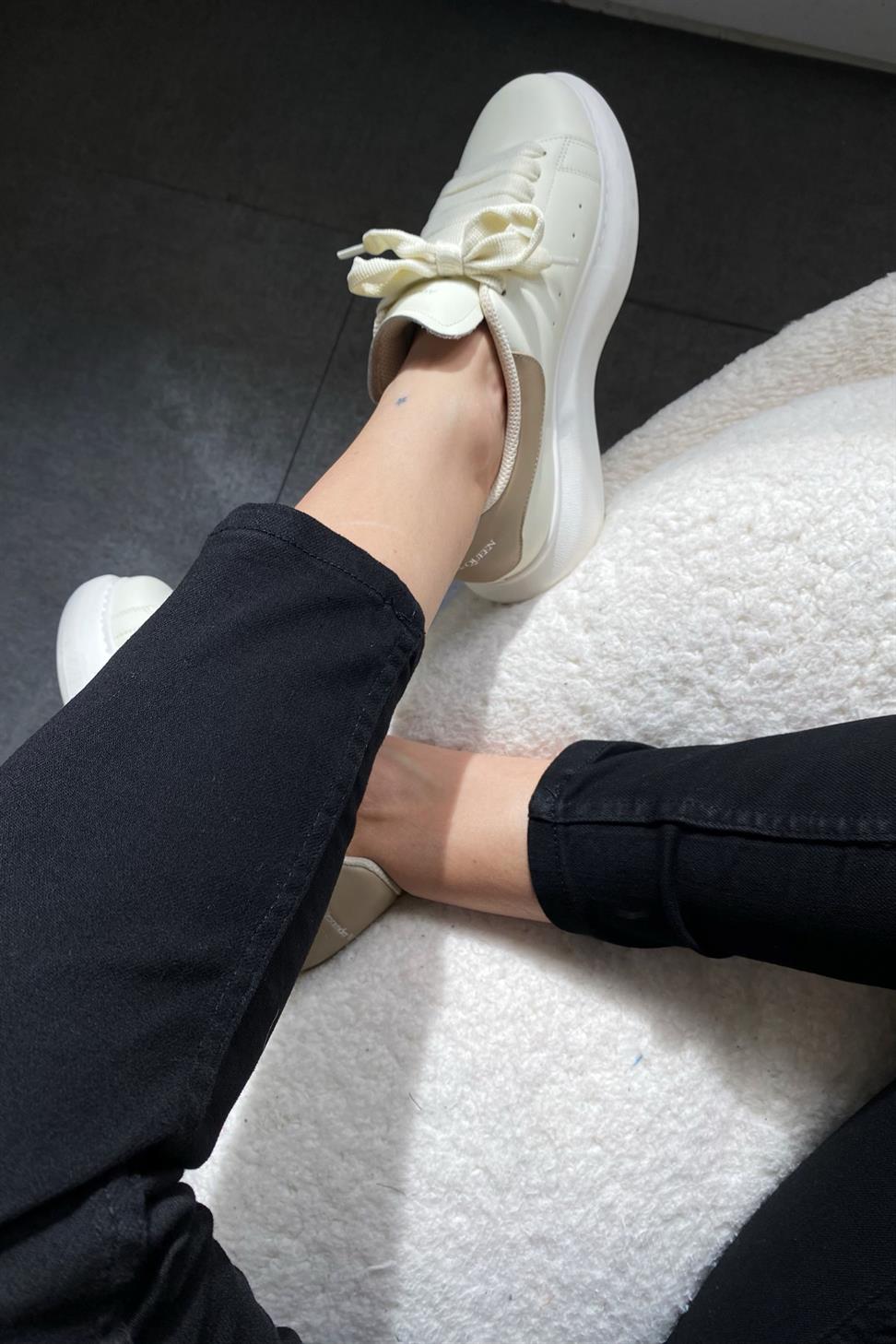 Premium Kalite Marka  Model Yüksek Bel Slim Fit Jean Pantolon Siyah