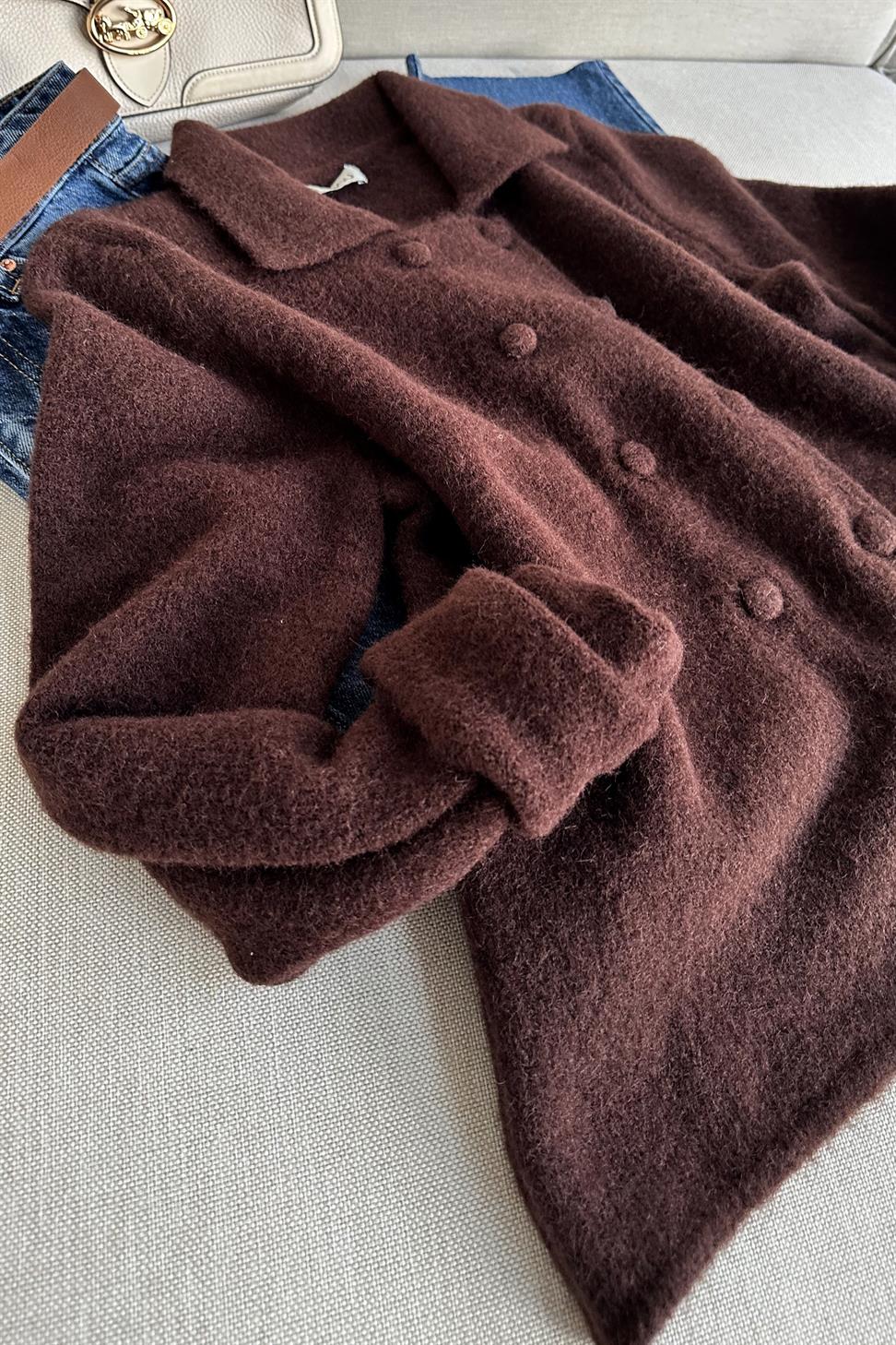 Premium Kalite Polo Yaka Düğme Detaylı Yumuşak Triko Hırka Acı Kahve