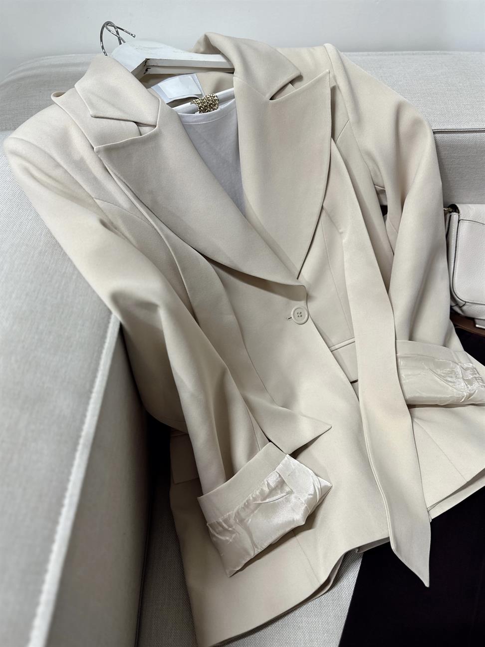 Premium Kalite Saten Astarlı Pera Blazer Ceket