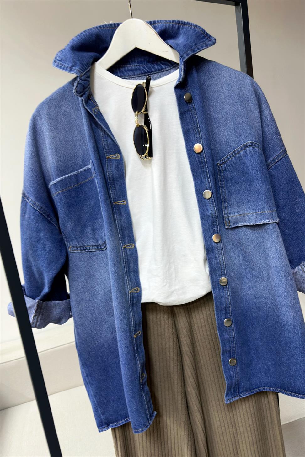 Premium Kalite Ters Cep Tasarım Oversize Denim Gömlek Mavi