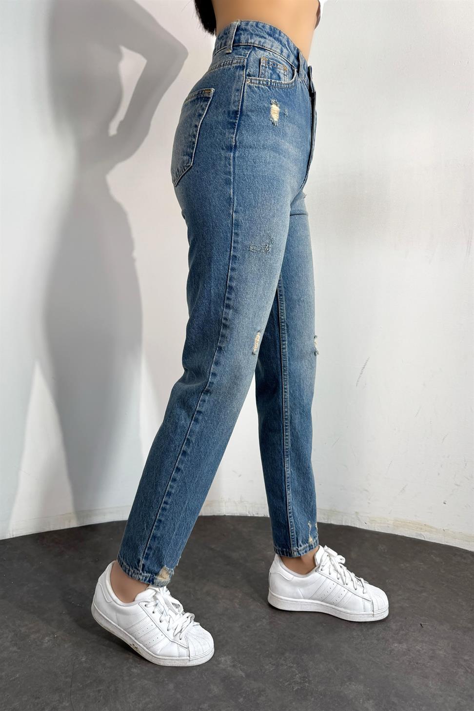Premium Kalite Yırtık Detaylı Mom Jean Pantolon Koyu Mavi