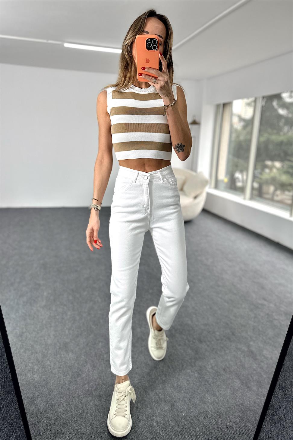 Premium Kalite Yüksek Bel Mom Jean Pantolon Beyaz