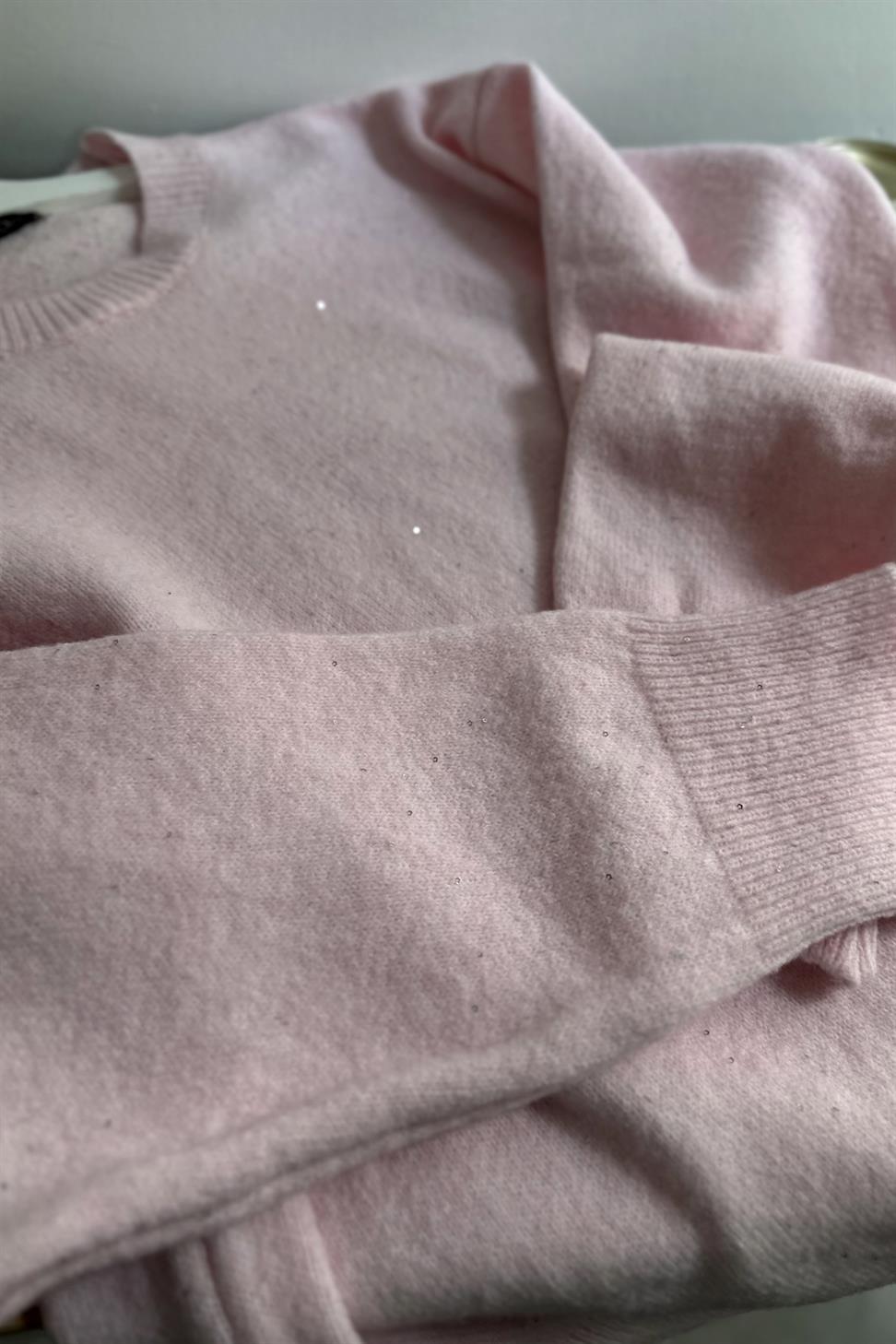 Premium Kalite Yumoş Dokulu Pul Detaylı Kazak Pembe