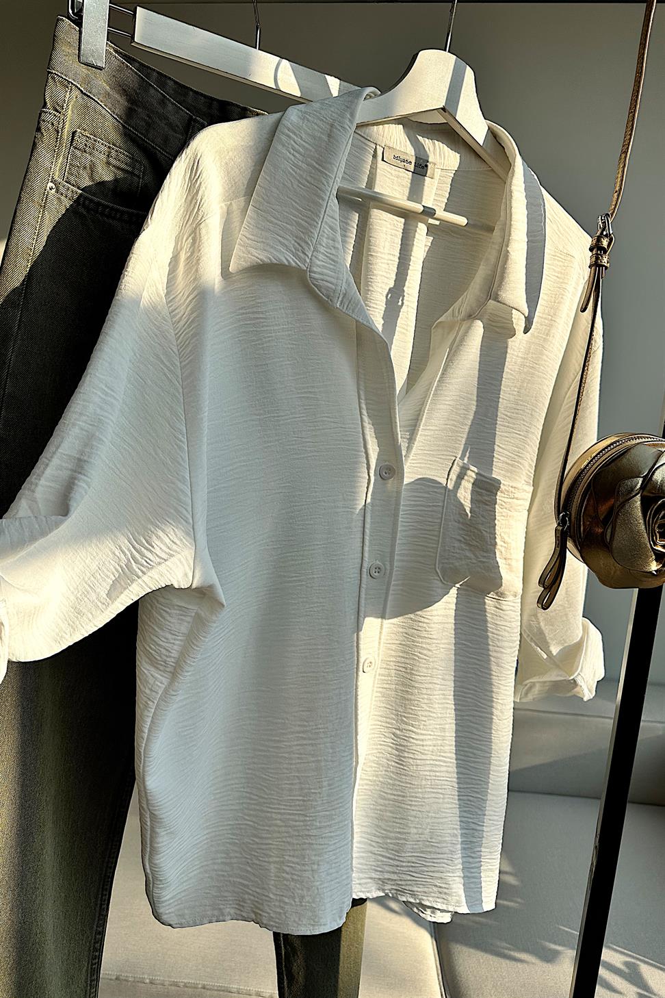 Premium Kalite Yumuşak Dokulu Cep Detaylı Oversize Gömlek Beyaz