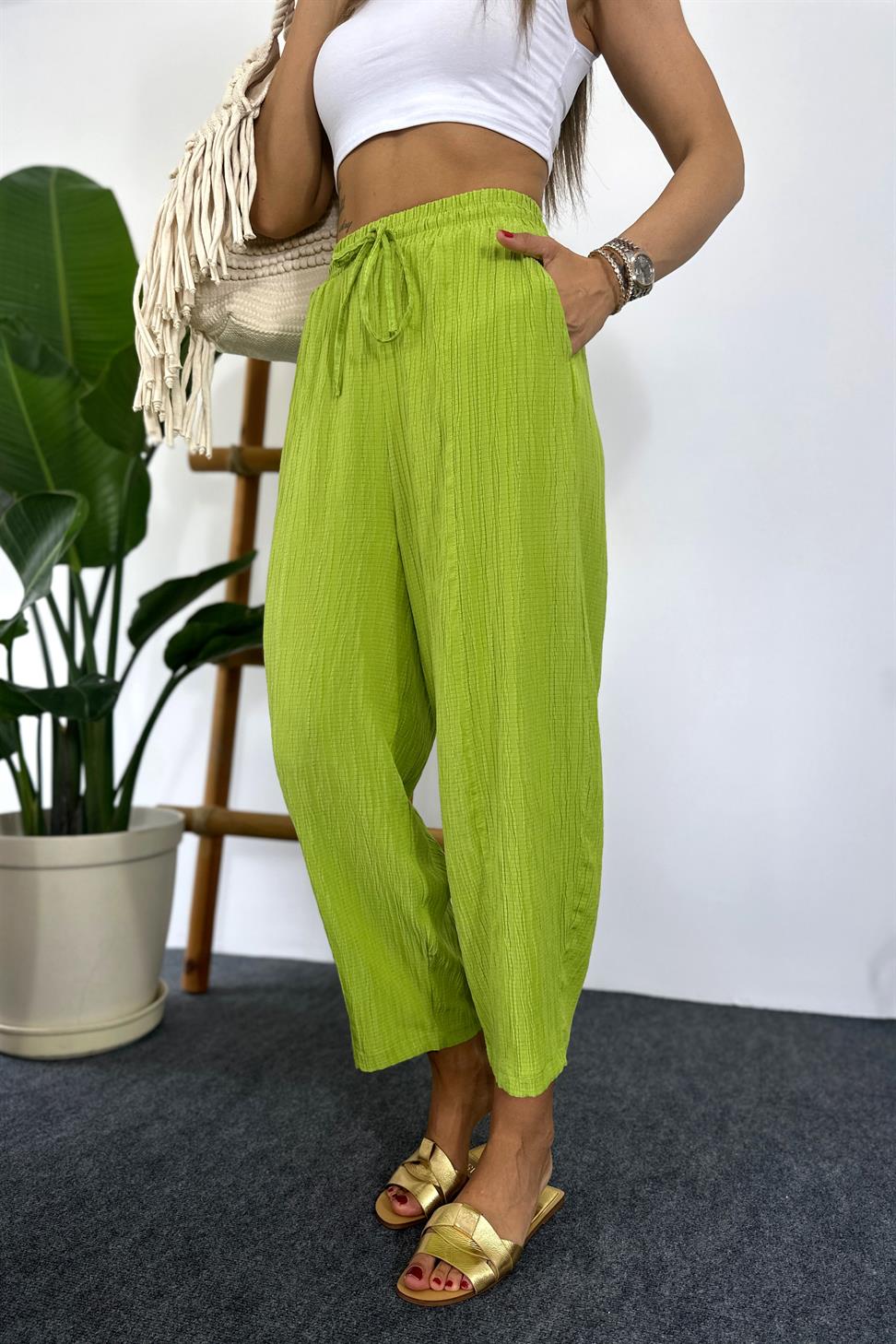 Premium Seri Gofre Kumaş Cepli Şalvar Pantolon Fıstık Yeşil