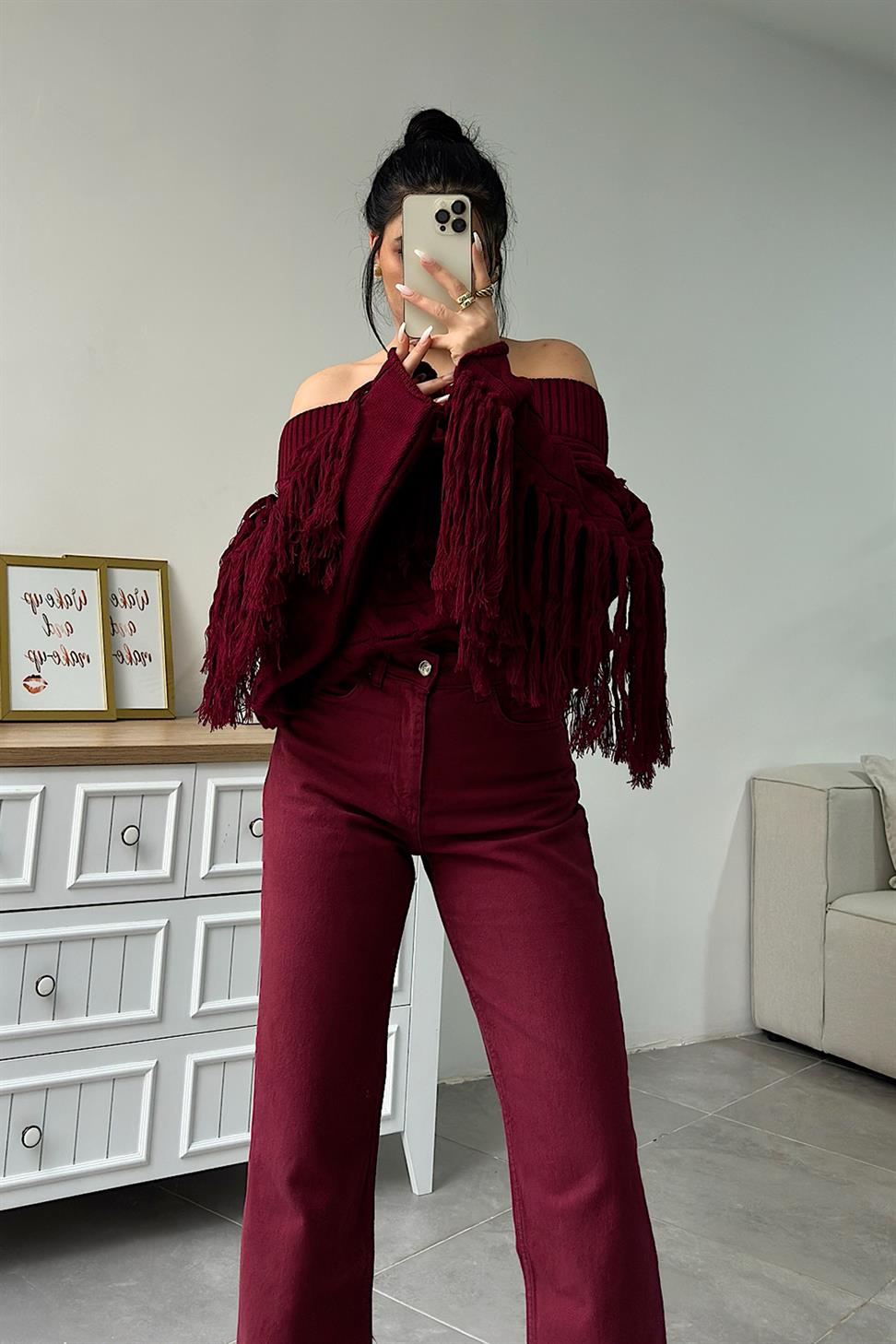 Premium Seri Madonna Yaka Püsküllü Kazak Bordo