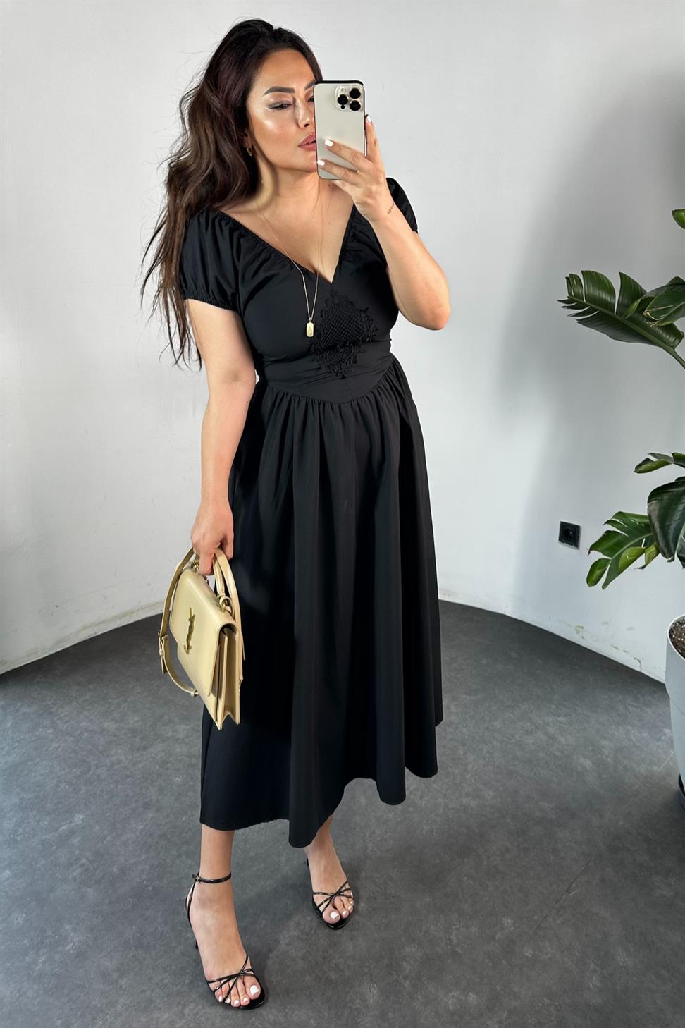 Premium Seri Nakış Detaylı Tasarım Elbise Siyah