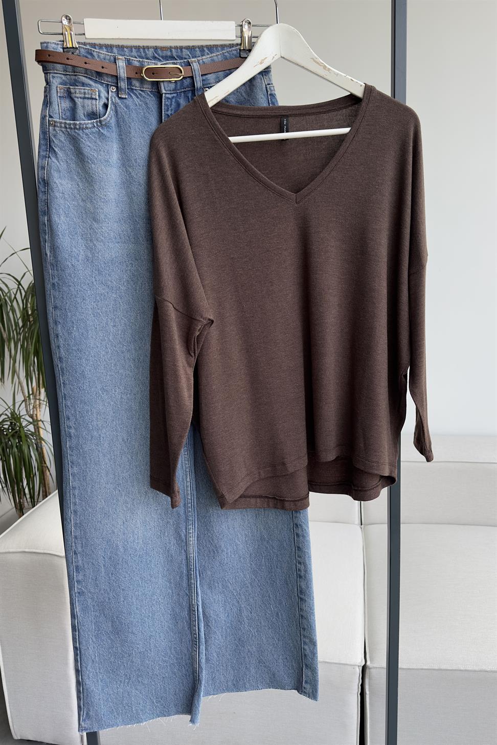 Premium Seri V Yaka Basic Bluz Kahverengi