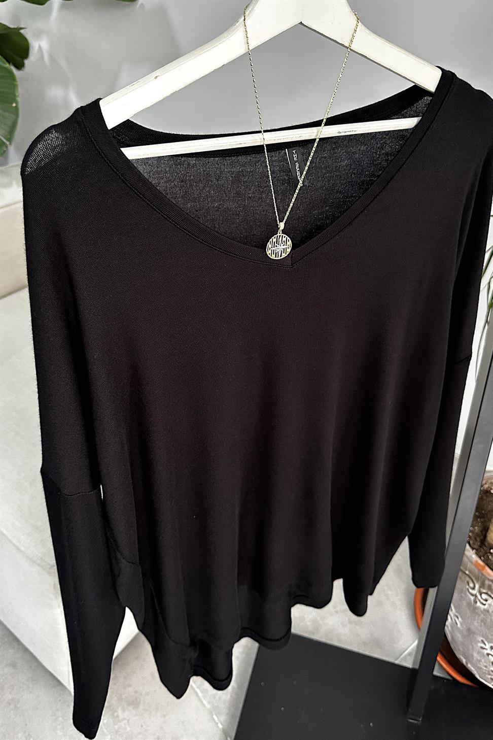 Premium Seri V Yaka Basic Bluz Siyah