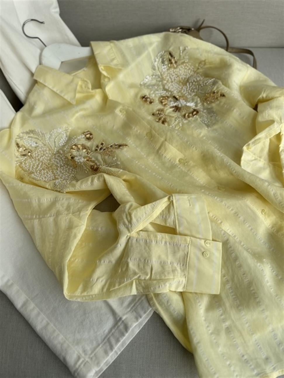 Pul ve Boncuk İşlemeli Flora Gömlek Sarı