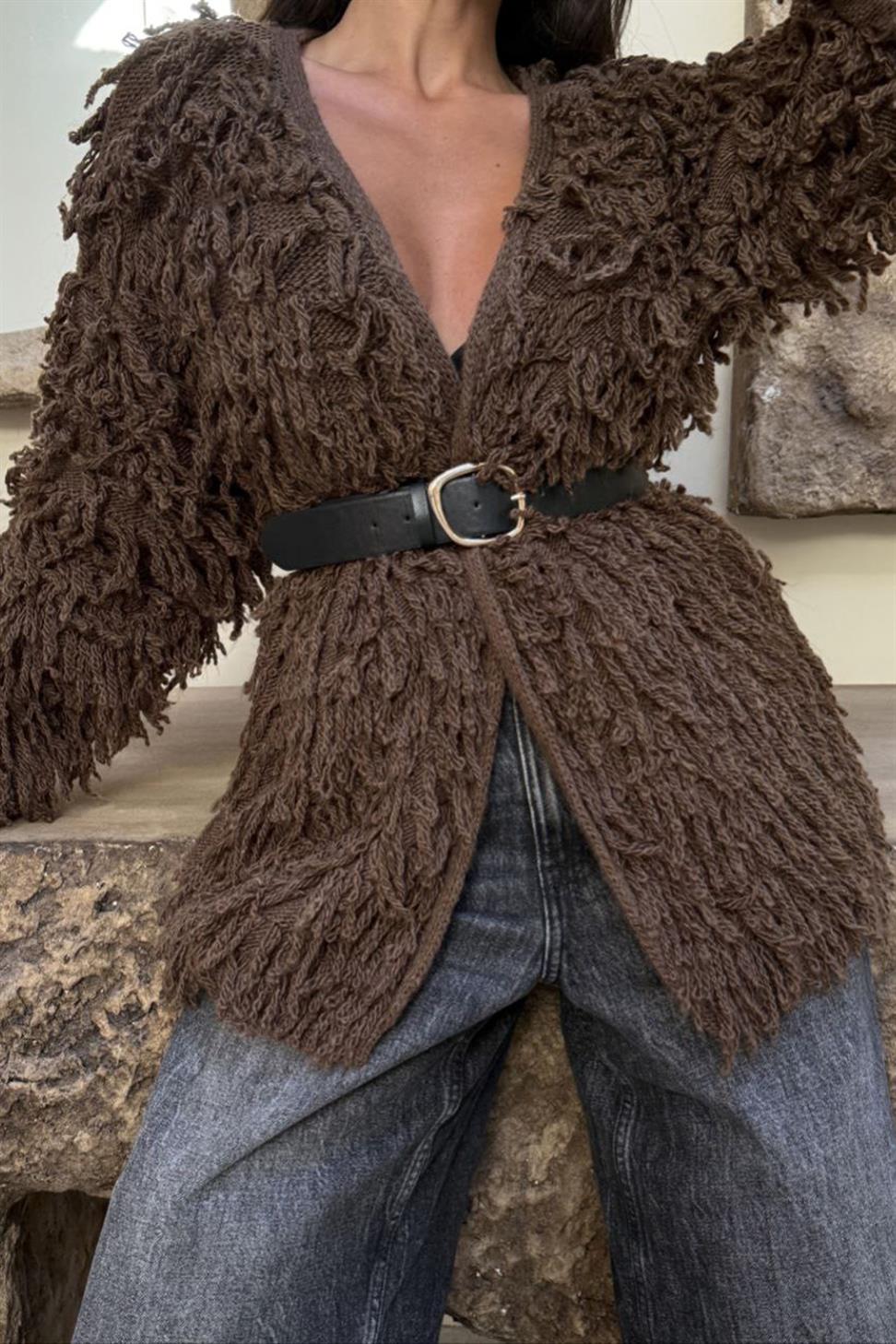 Püsküllü Kısa Hırka Acı Kahve