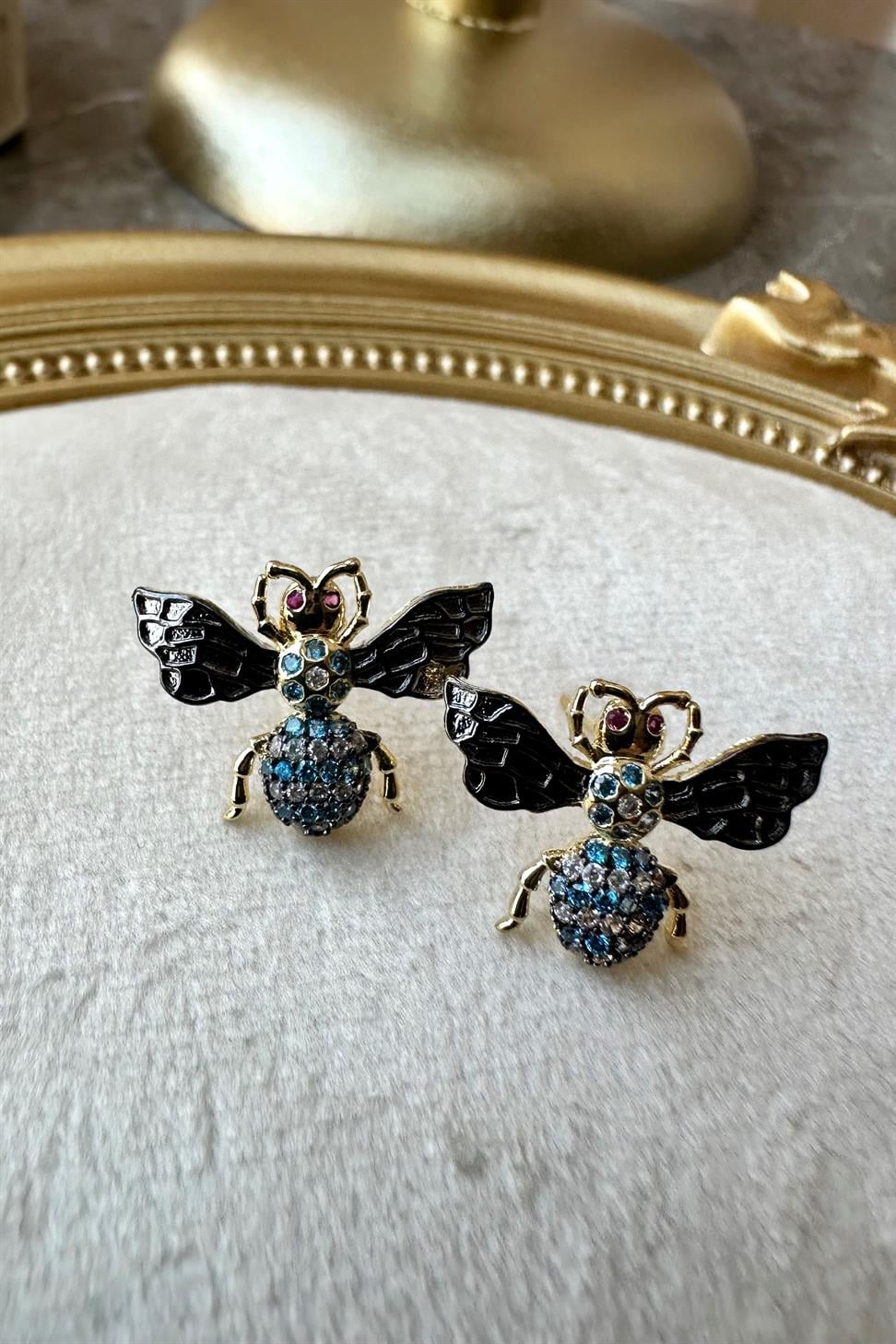 Renkli Zirkon Taşlı Arı Küpe