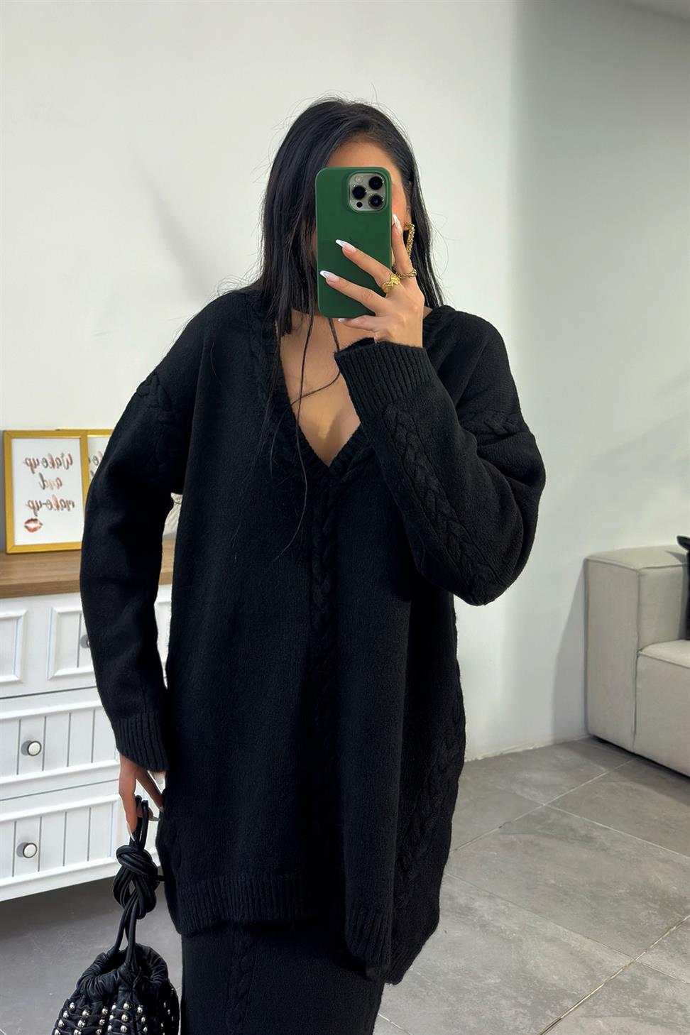 Saç Örgü Detaylı Etekli Triko Takım Siyah