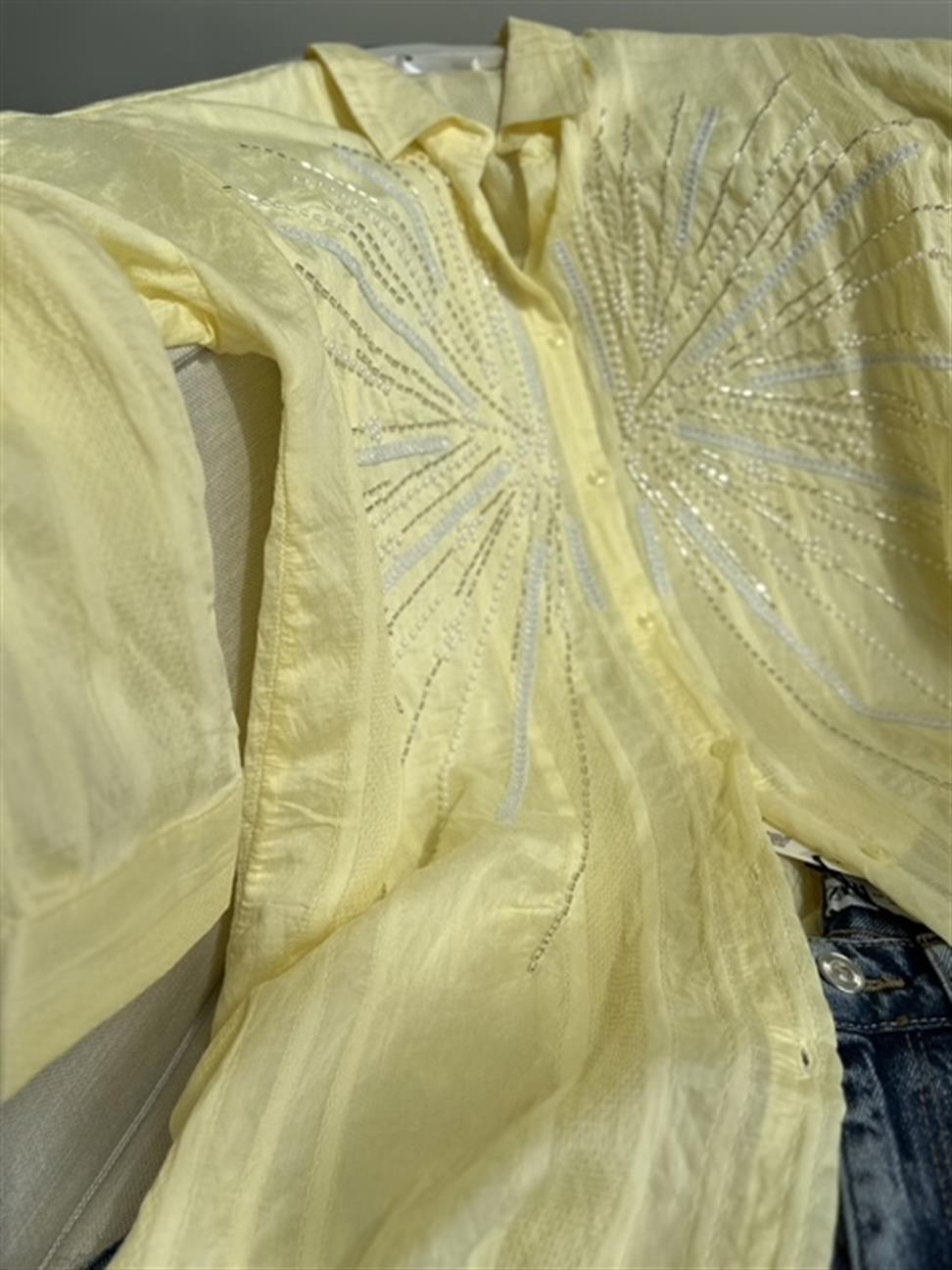 Sarı Boncuk İşleme Çesil Gömlek