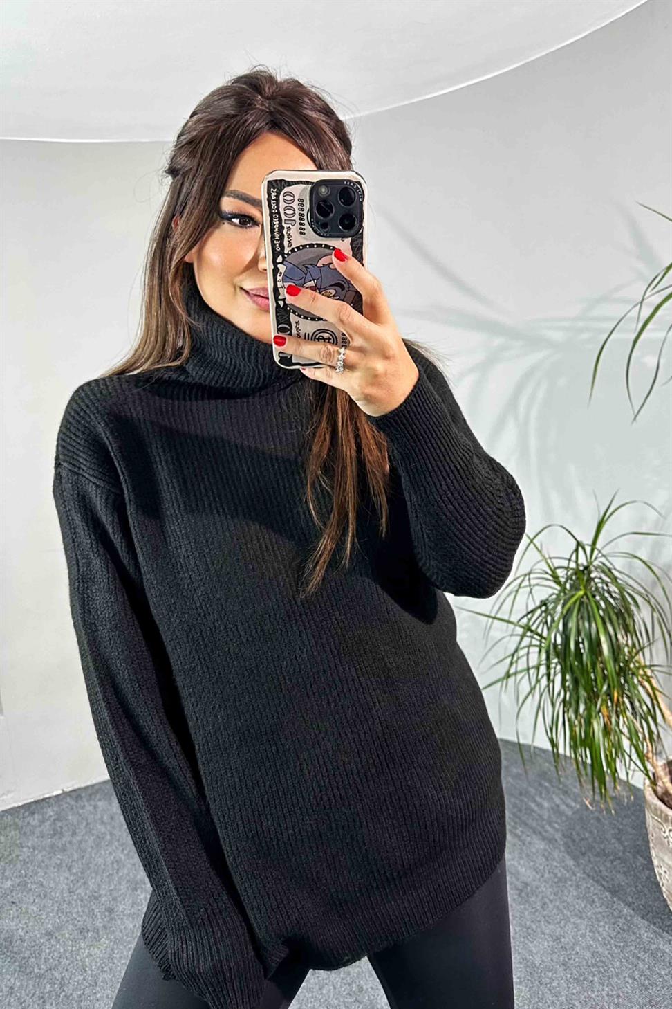 Oversize Balıkçı Yaka Kadın Kazak Siyah