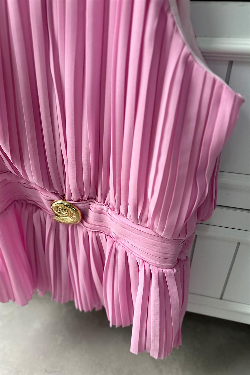Şifon Gold Aksesuar Detaylı Fermuarlı Bluz Pembe
