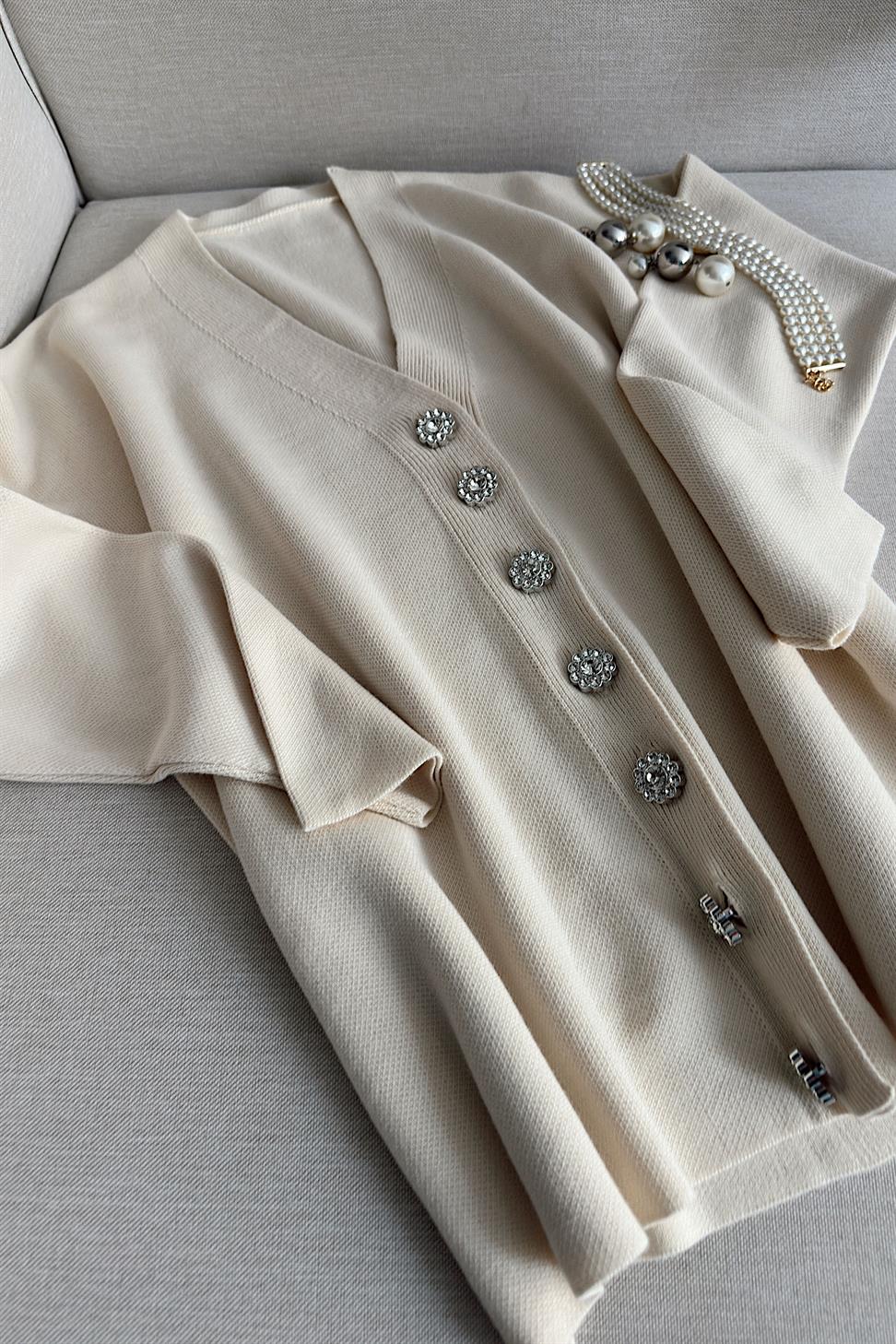 Silver Taş Düğme Detaylı Triko Hırka Ekru