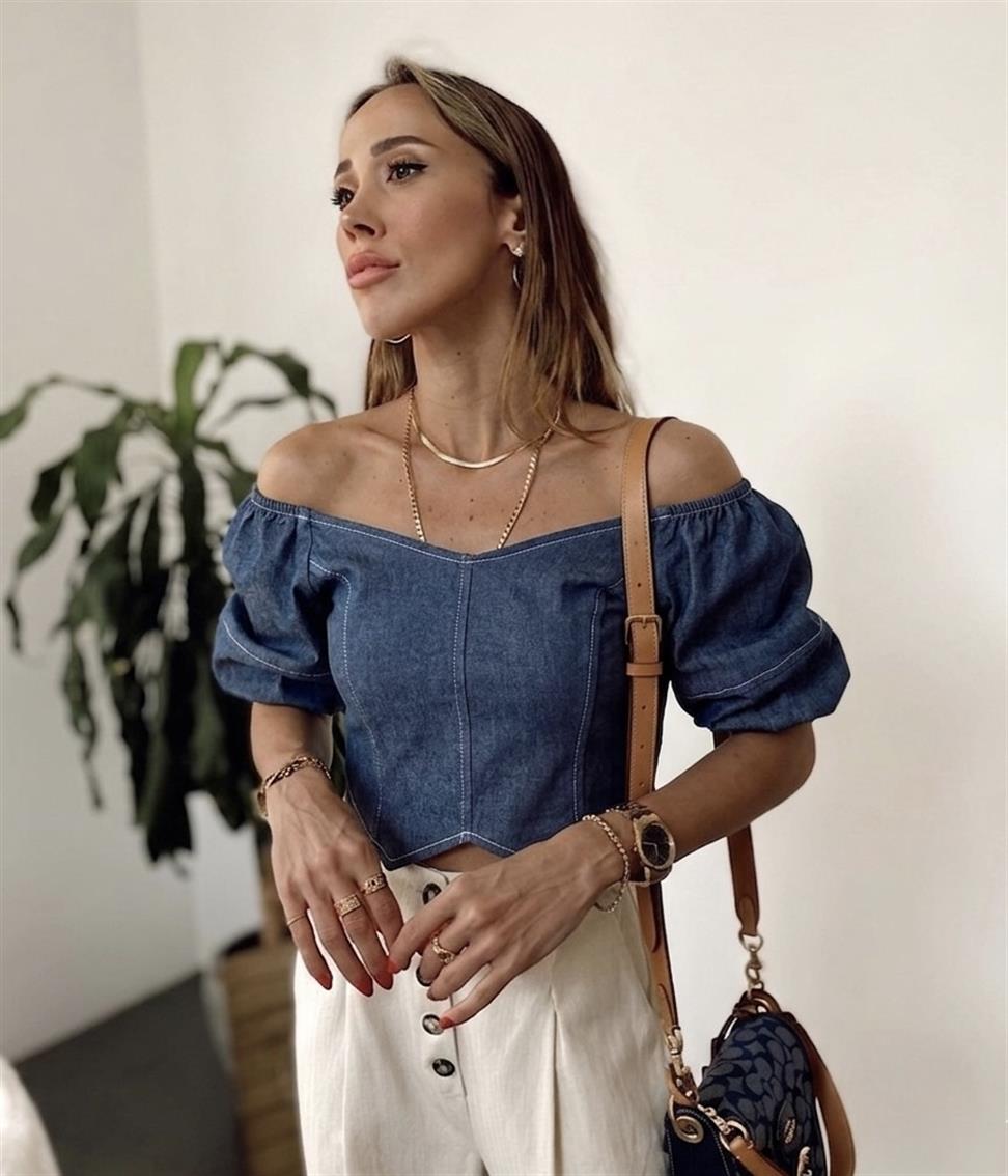 Sırt Dekolteli İnce Denim Crop Bluz Mavi