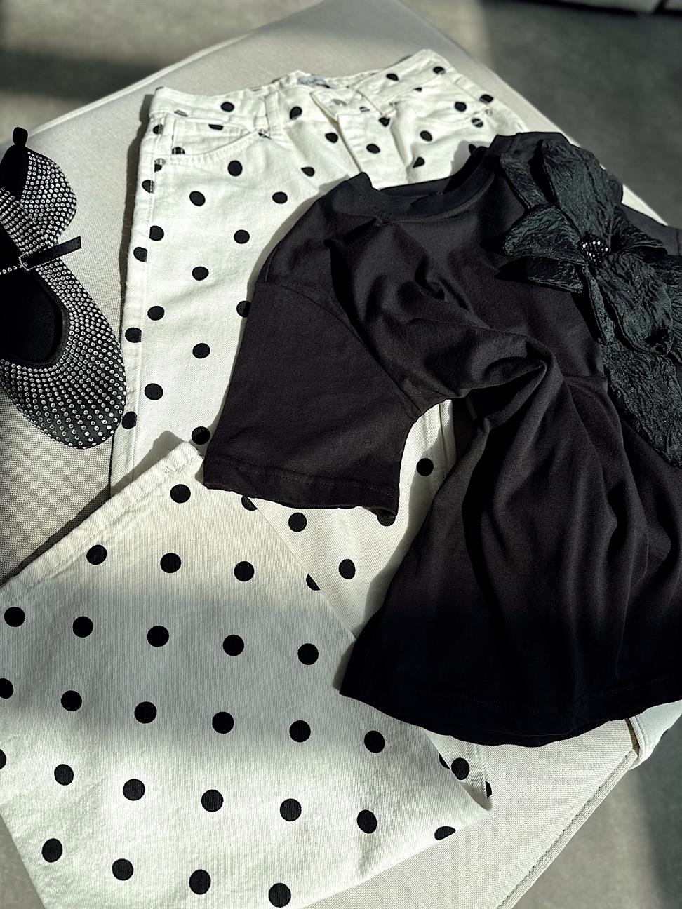 Siyah İnci Taşlı Big Flower Tshirt