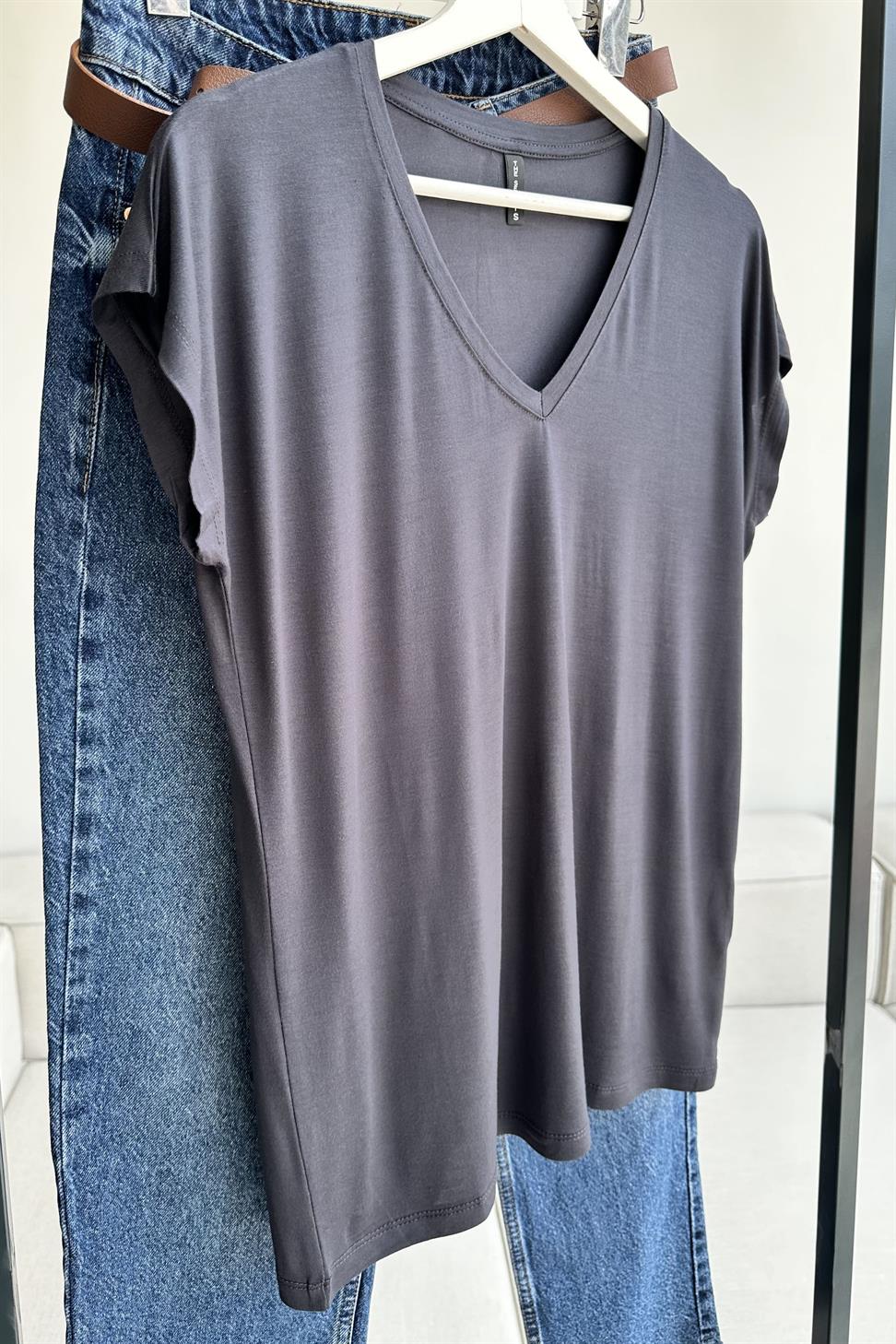 Soft Line V Yaka Basic Tişört Antrasit