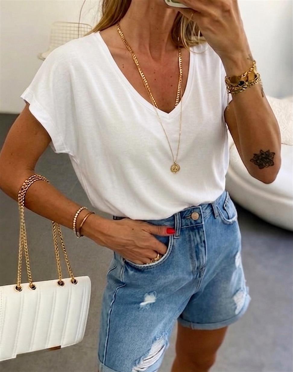 Soft Line V Yaka Basic Tişört Beyaz
