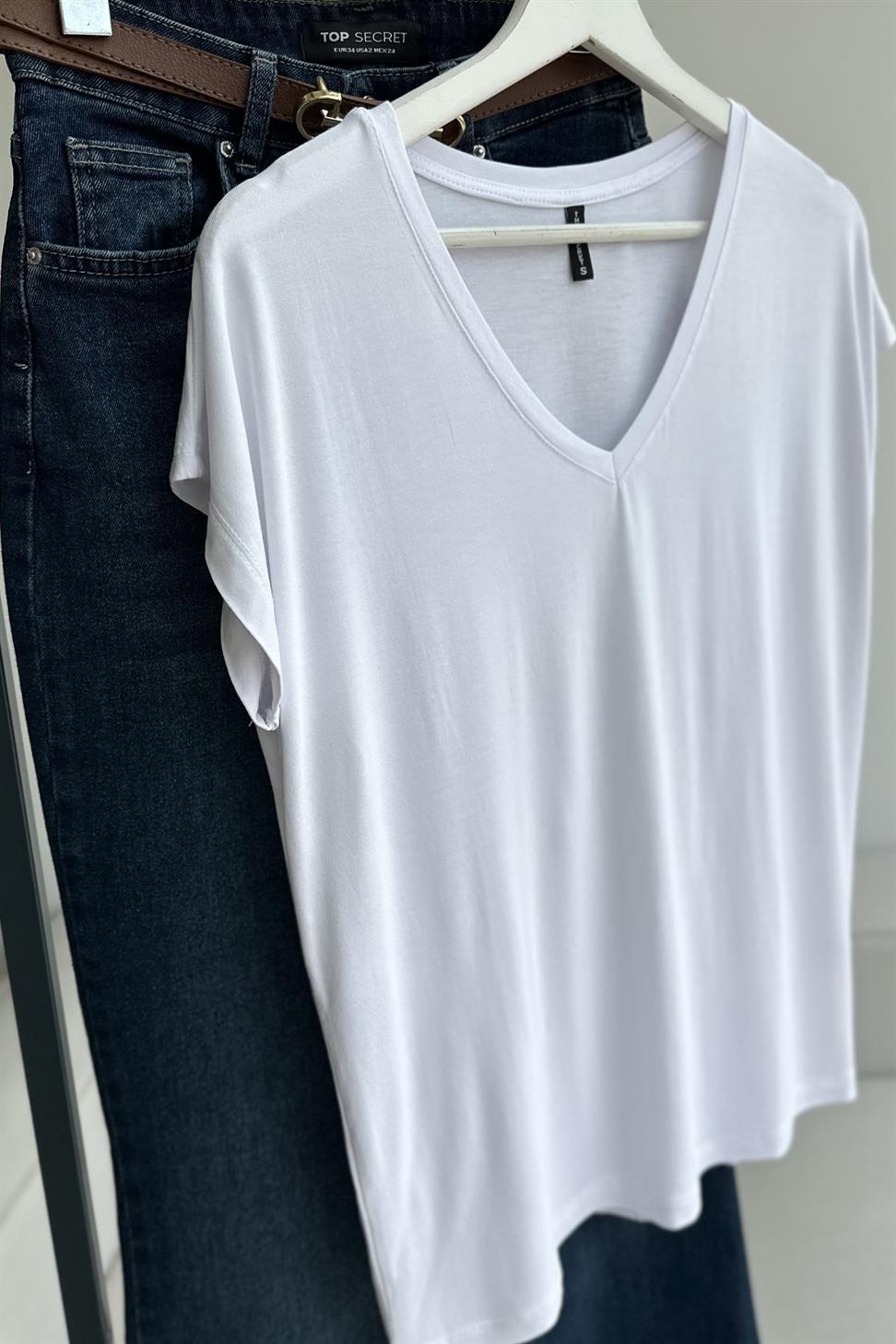 Soft Line V Yaka Basic Tişört Beyaz