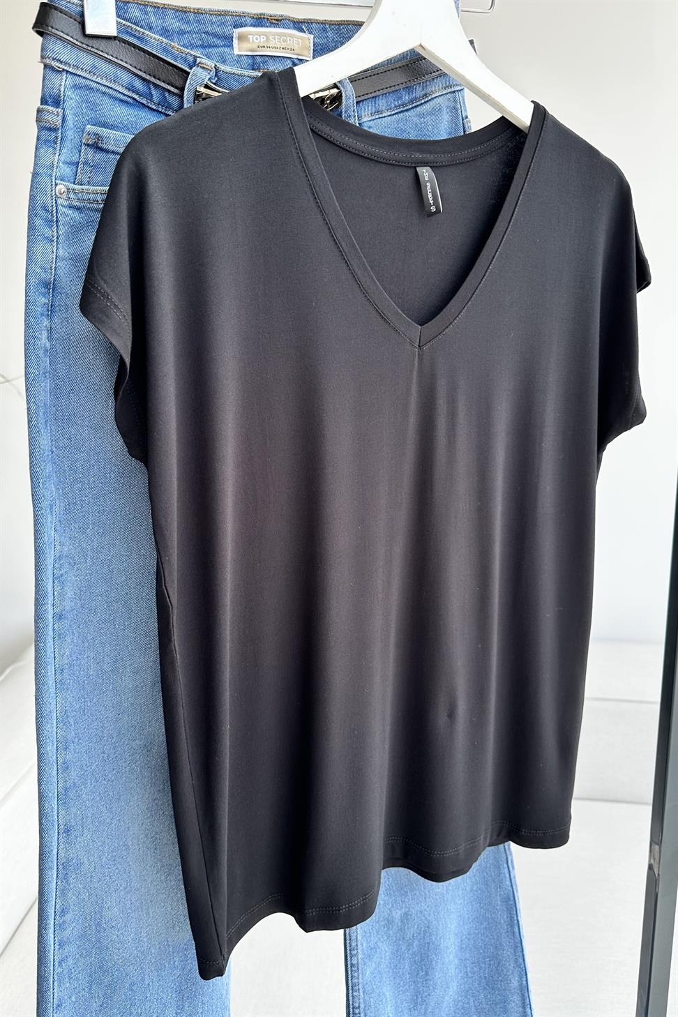 Soft Line V Yaka Basic Tişört Siyah