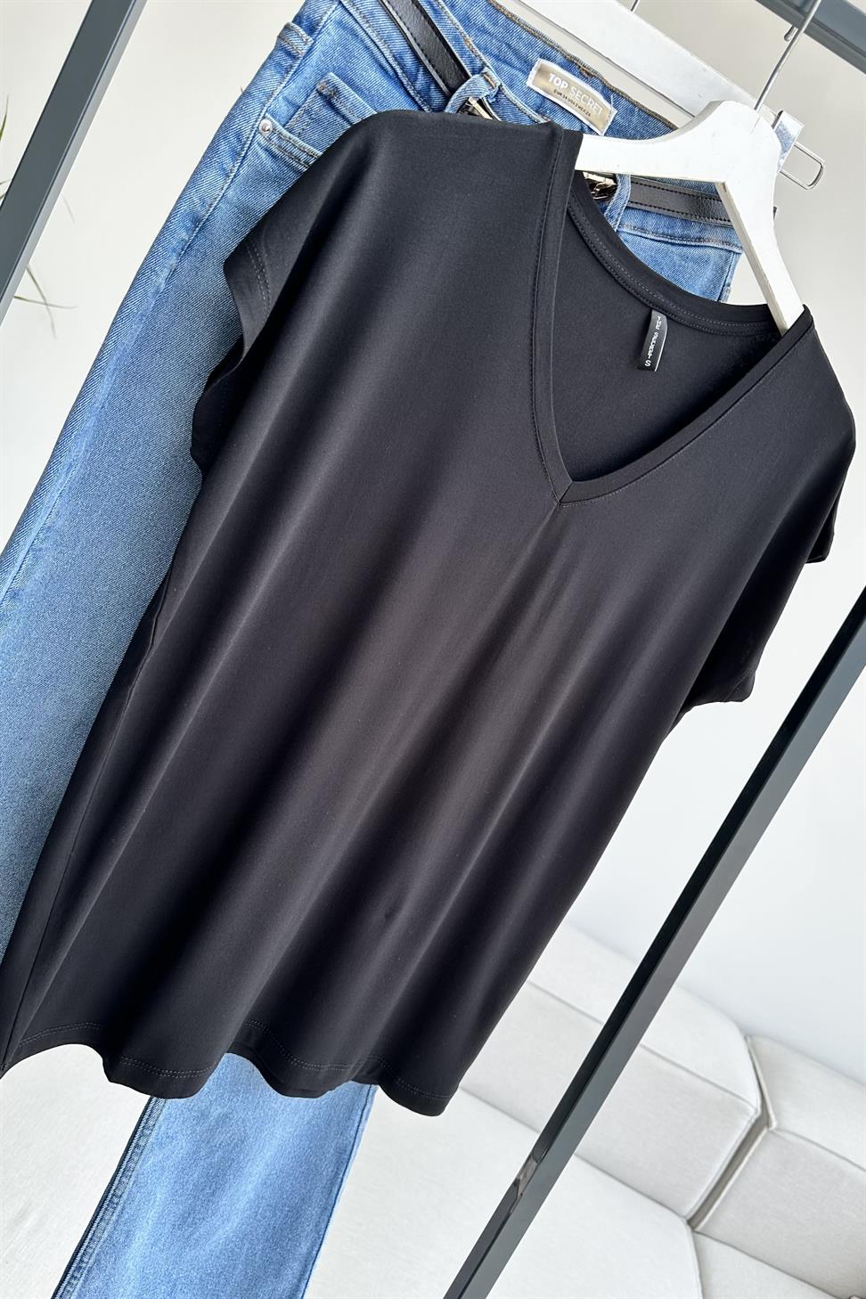 Soft Line V Yaka Basic Tişört Siyah