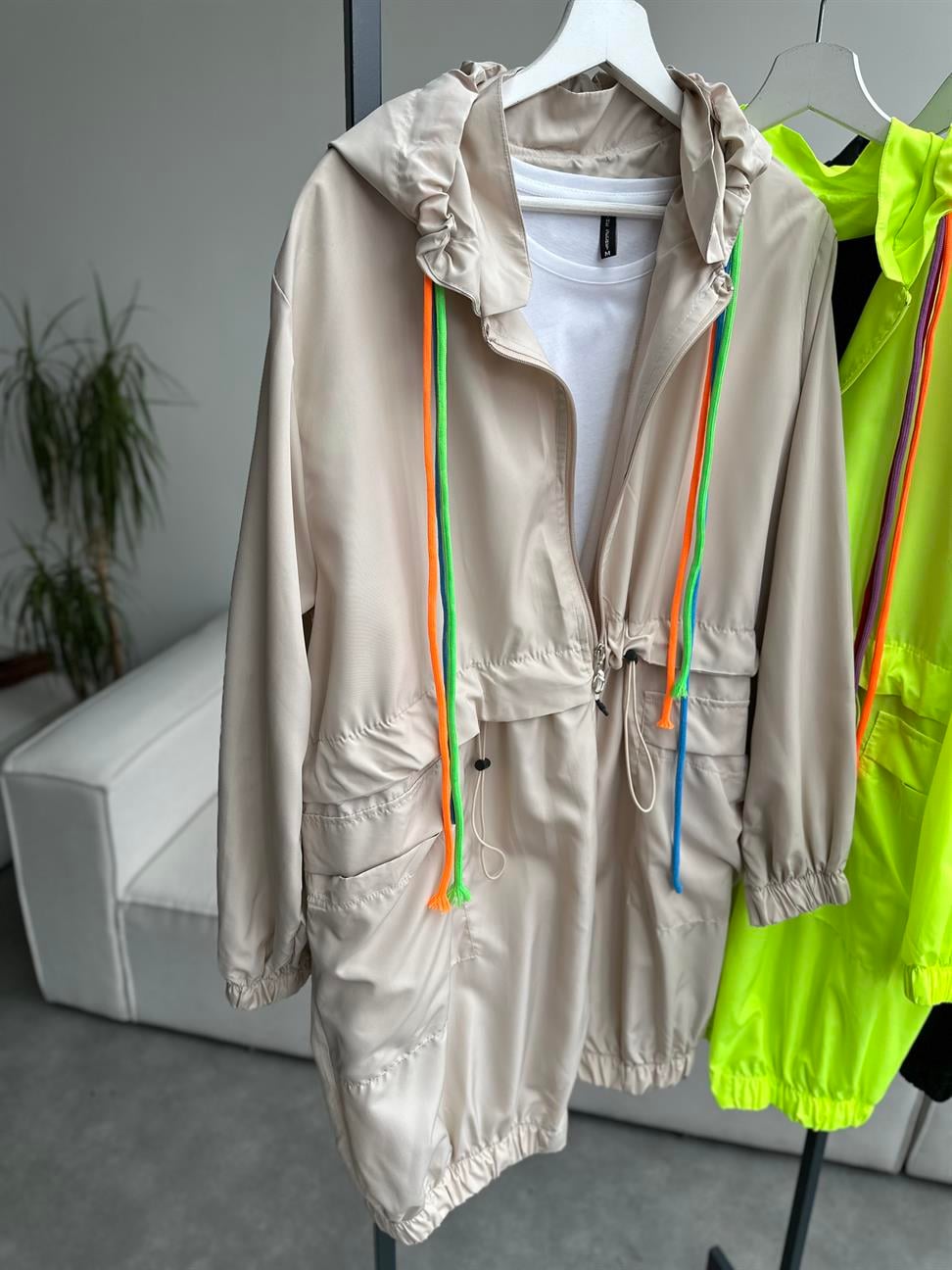 Taş Kapüşonlu Fermuarlı Tensel Kumaş Tasarım Mont