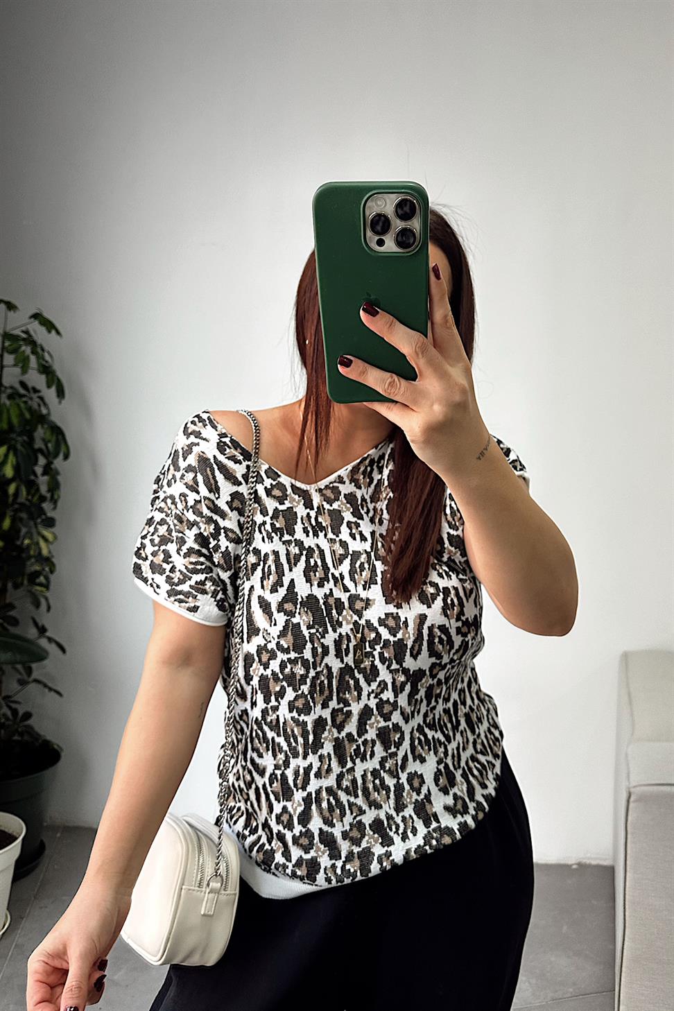 V Yaka Leopar Desen Triko Bluz Ekru