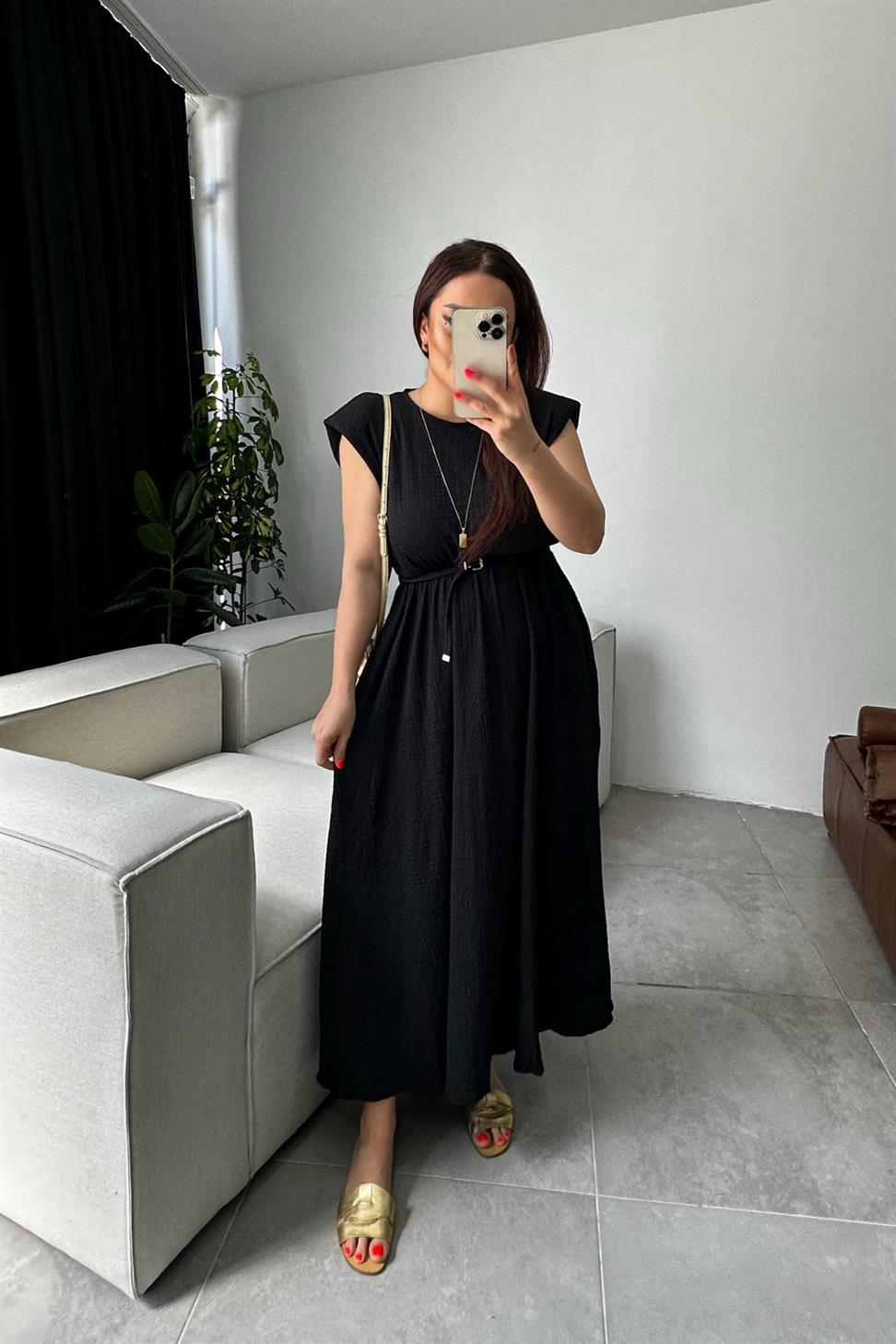 Vatkalı Kemer Detaylı Basic Maxi Elbise Siyah