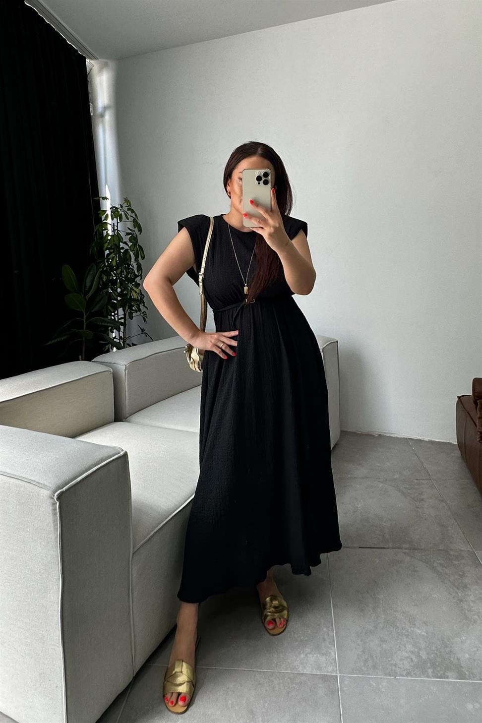 Vatkalı Kemer Detaylı Basic Maxi Elbise Siyah