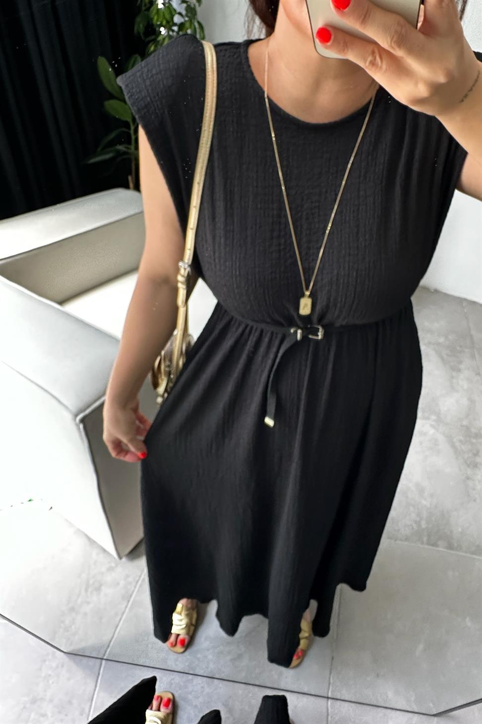 Vatkalı Kemer Detaylı Basic Maxi Elbise Siyah