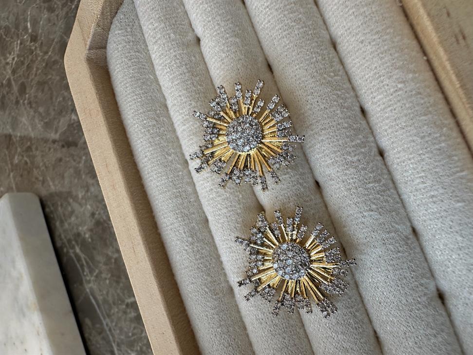 Xuping Zirkon Taşlı Gold Güneş Küpe