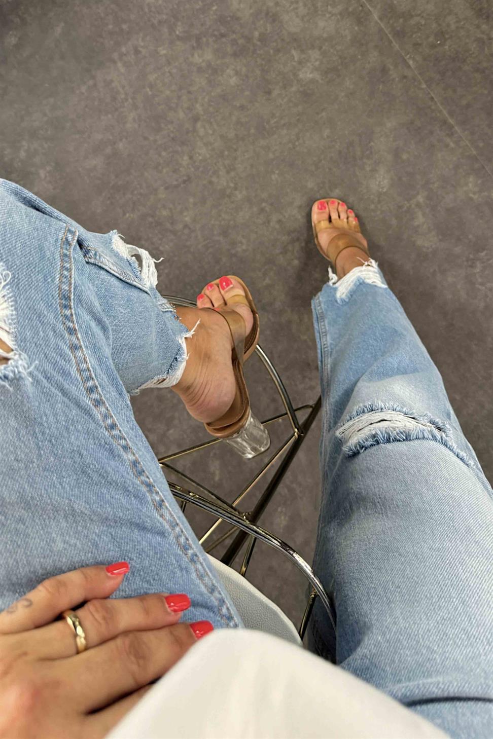 Yüksek Bel Püskül Detaylı Lazer Kesim Jean Pantolon Açık Mavi