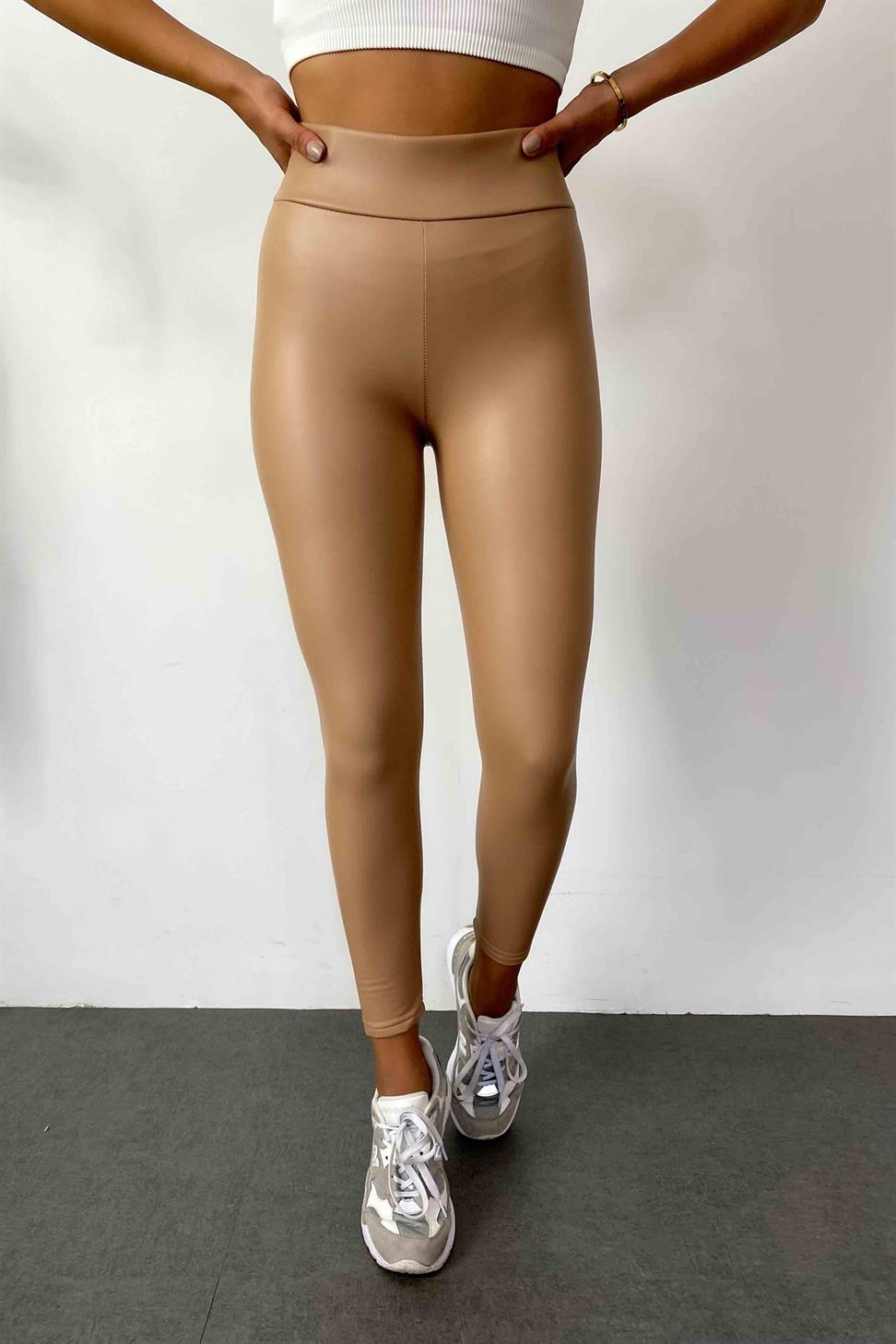 Yüksek Bel Toparlayıcı Parlak Deri Tayt Camel