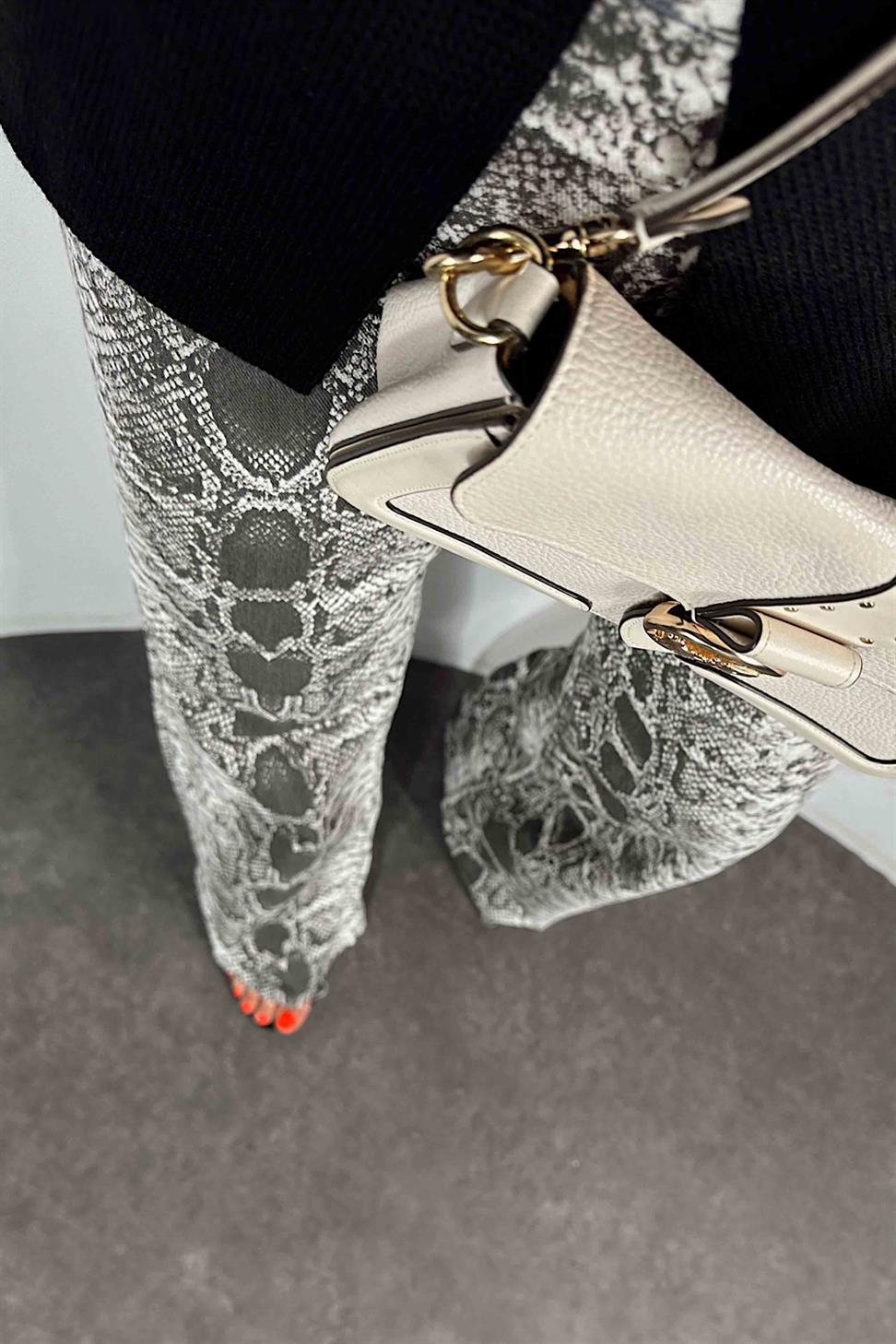 Yüksek Bel Yılan Desenli Kadın Jean Pantolon Gri