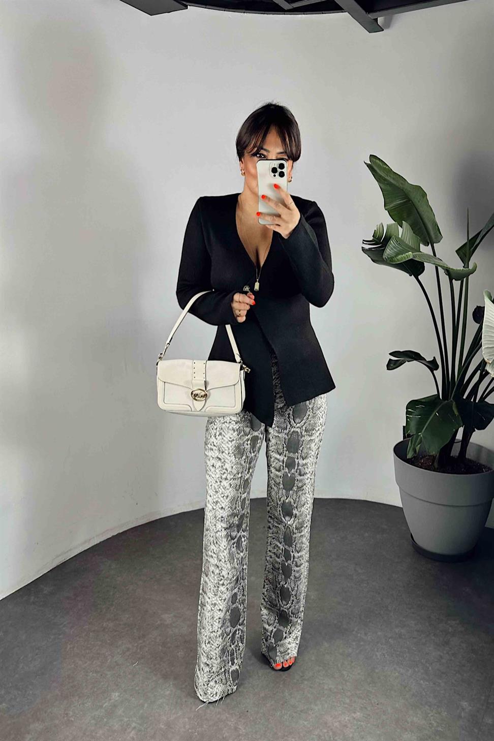 Yüksek Bel Yılan Desenli Kadın Jean Pantolon Gri