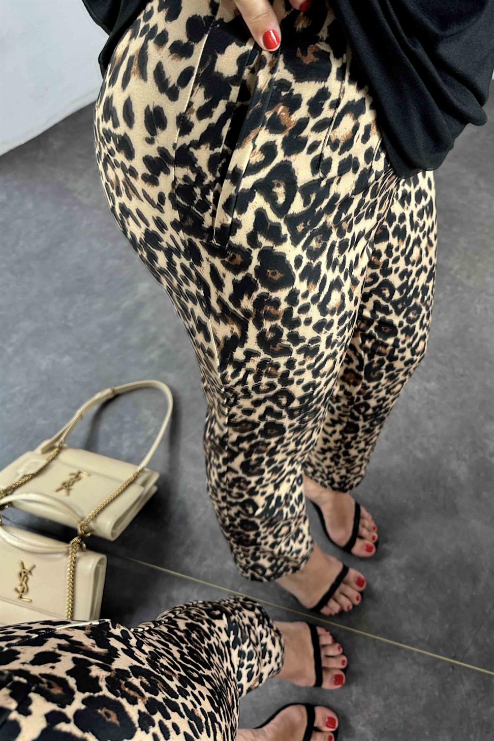 Yüksek Bel Pensli Krep Kumaş Leopar Kadın Pantolon Siyah