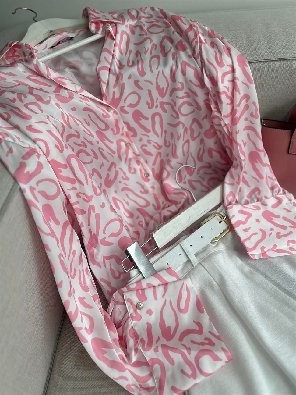 ZR Model Leopar Desenli Saten Gömlek Pembe
