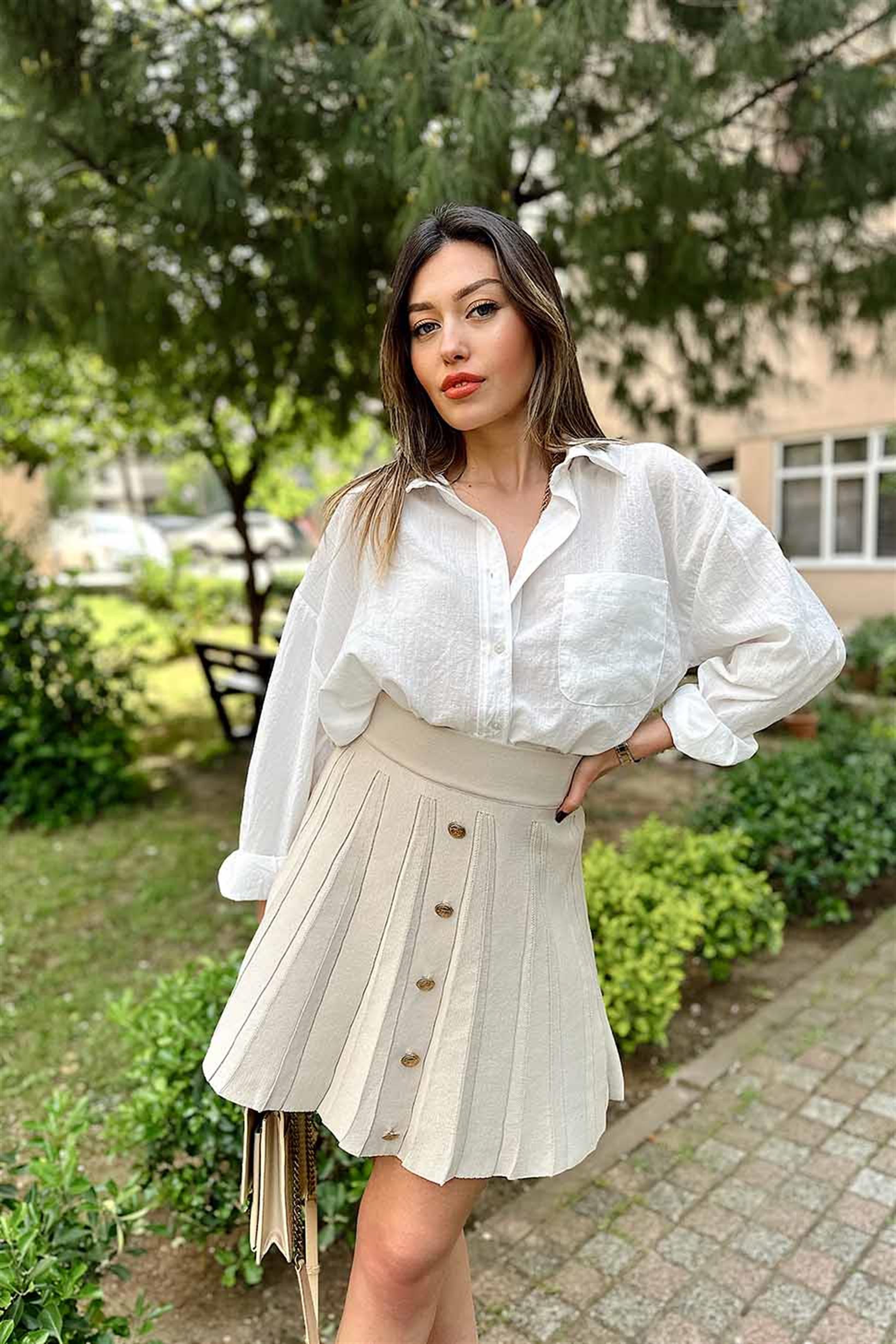 Beli Lastikli Gold Düğme Detay Triko Etek Bej