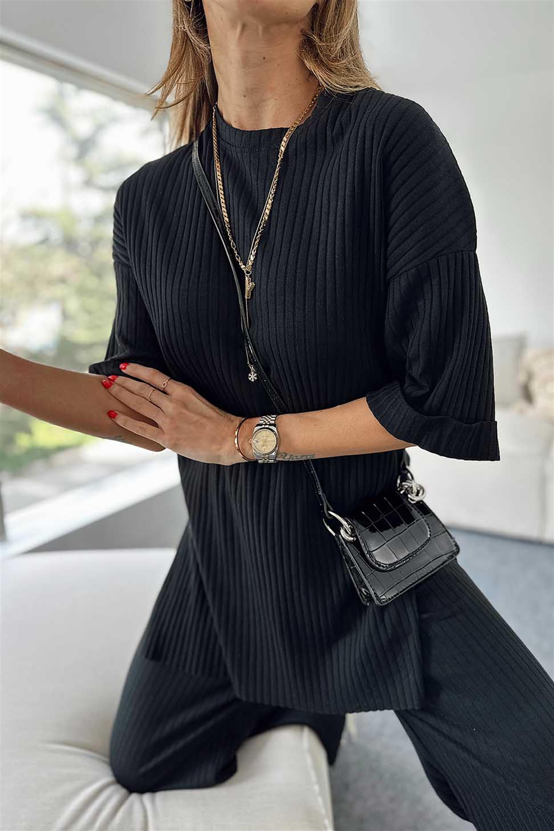 Bisiklet Yaka Yırtmaç Detay Fitilli Triko Takım Siyah