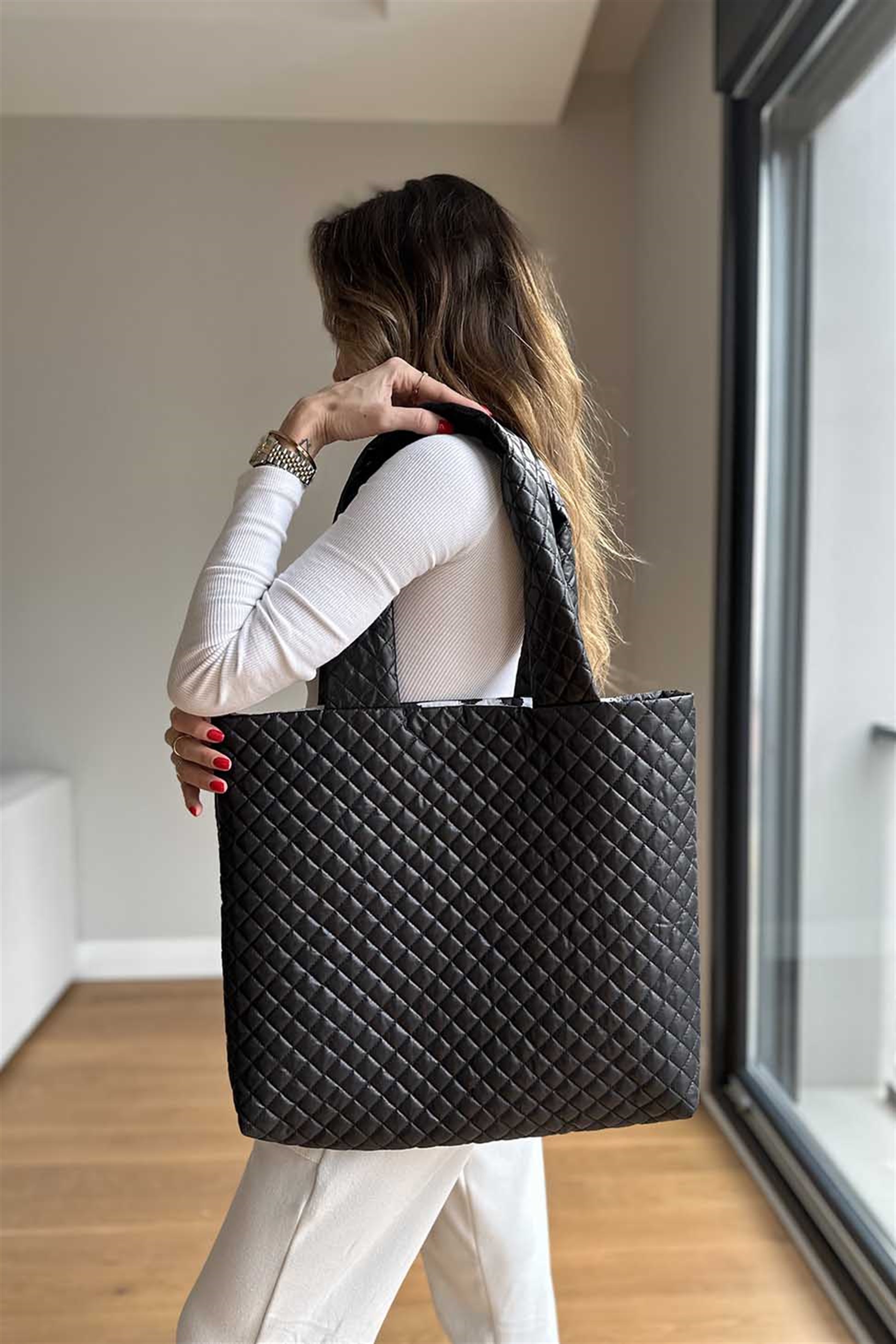 Çapraz Kapitone Kadın Çanta Siyah