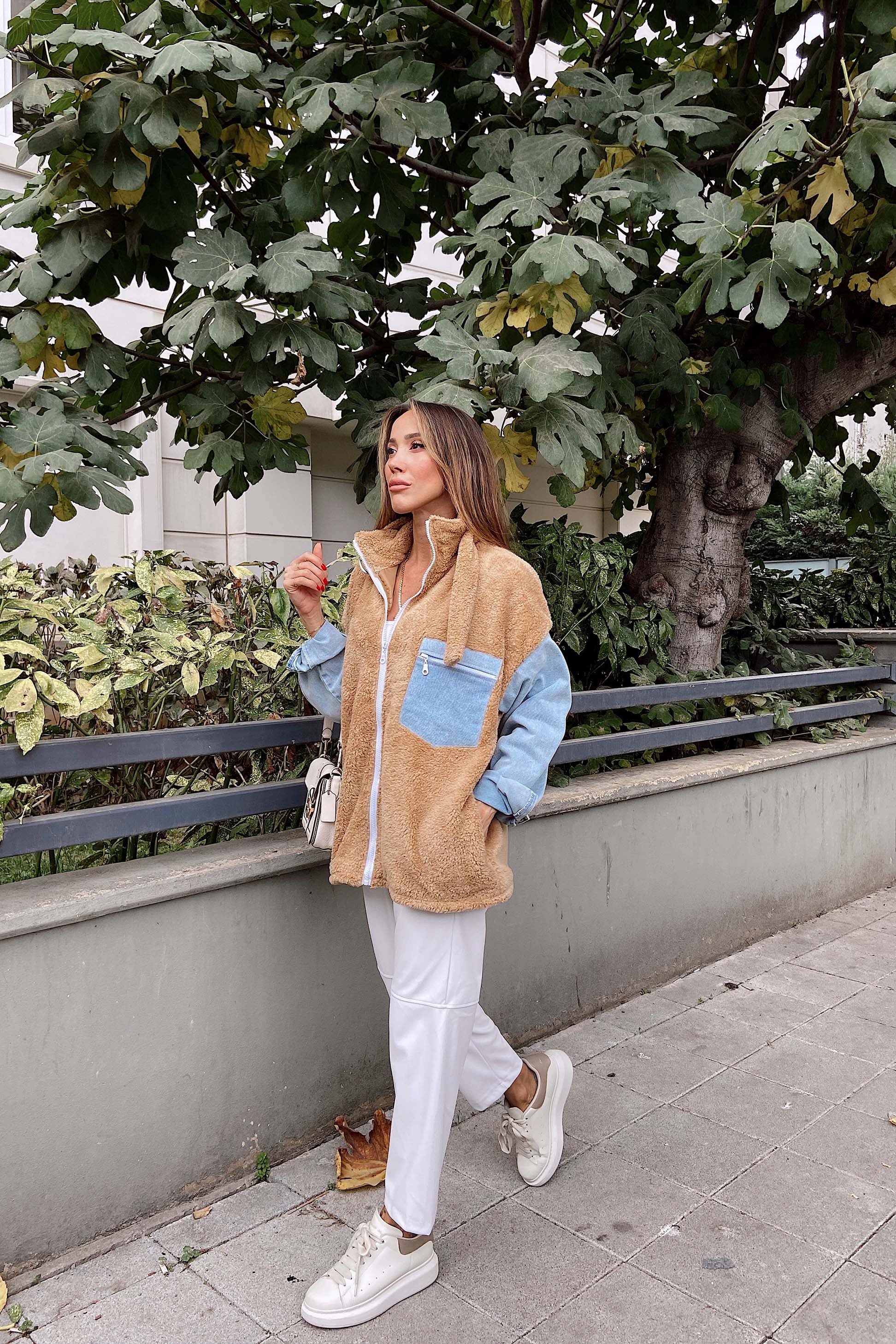 Cep Detay Fermuarlı Polar Camel