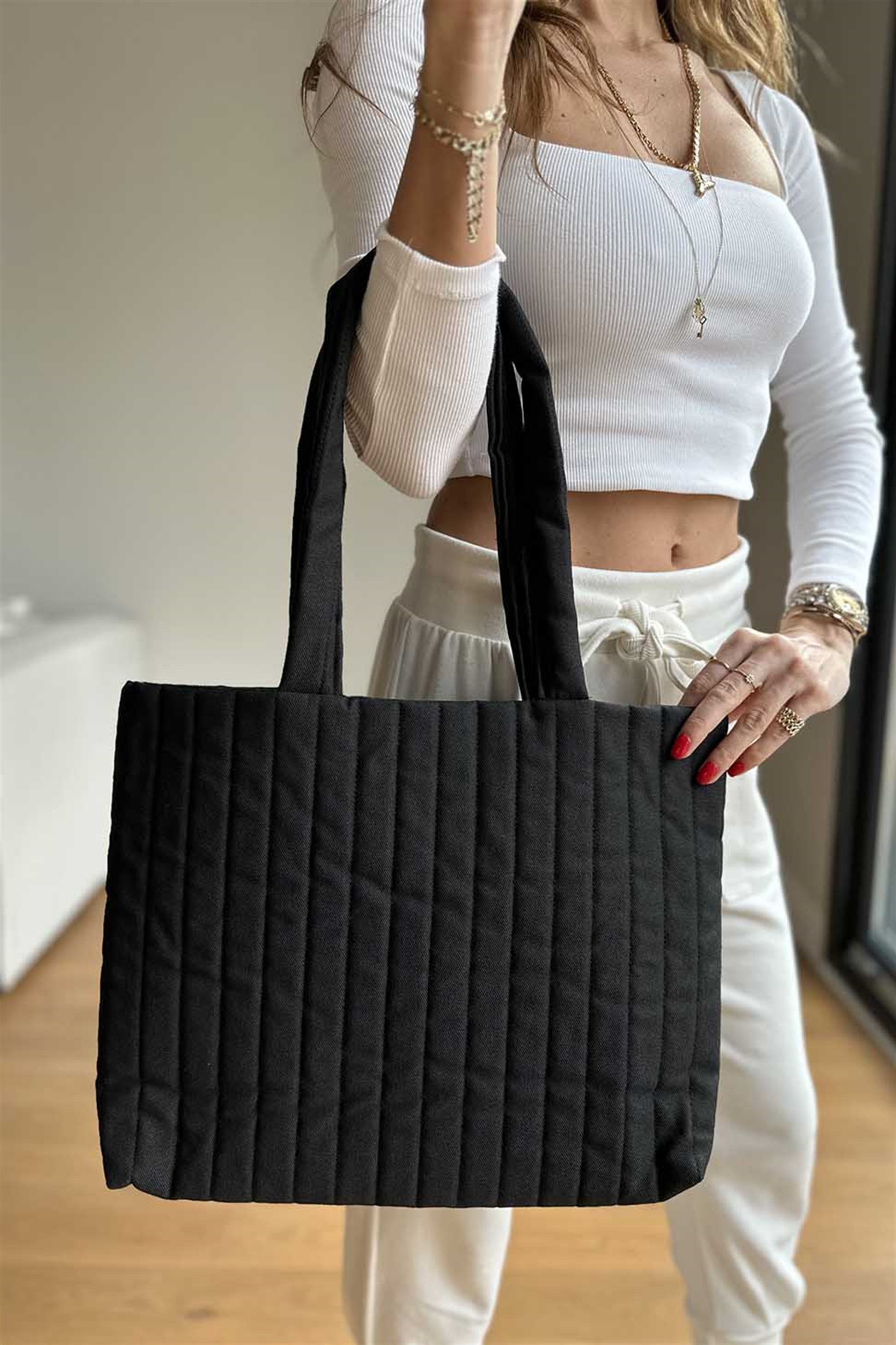 Dikey Dikişli Kadın Çanta Siyah