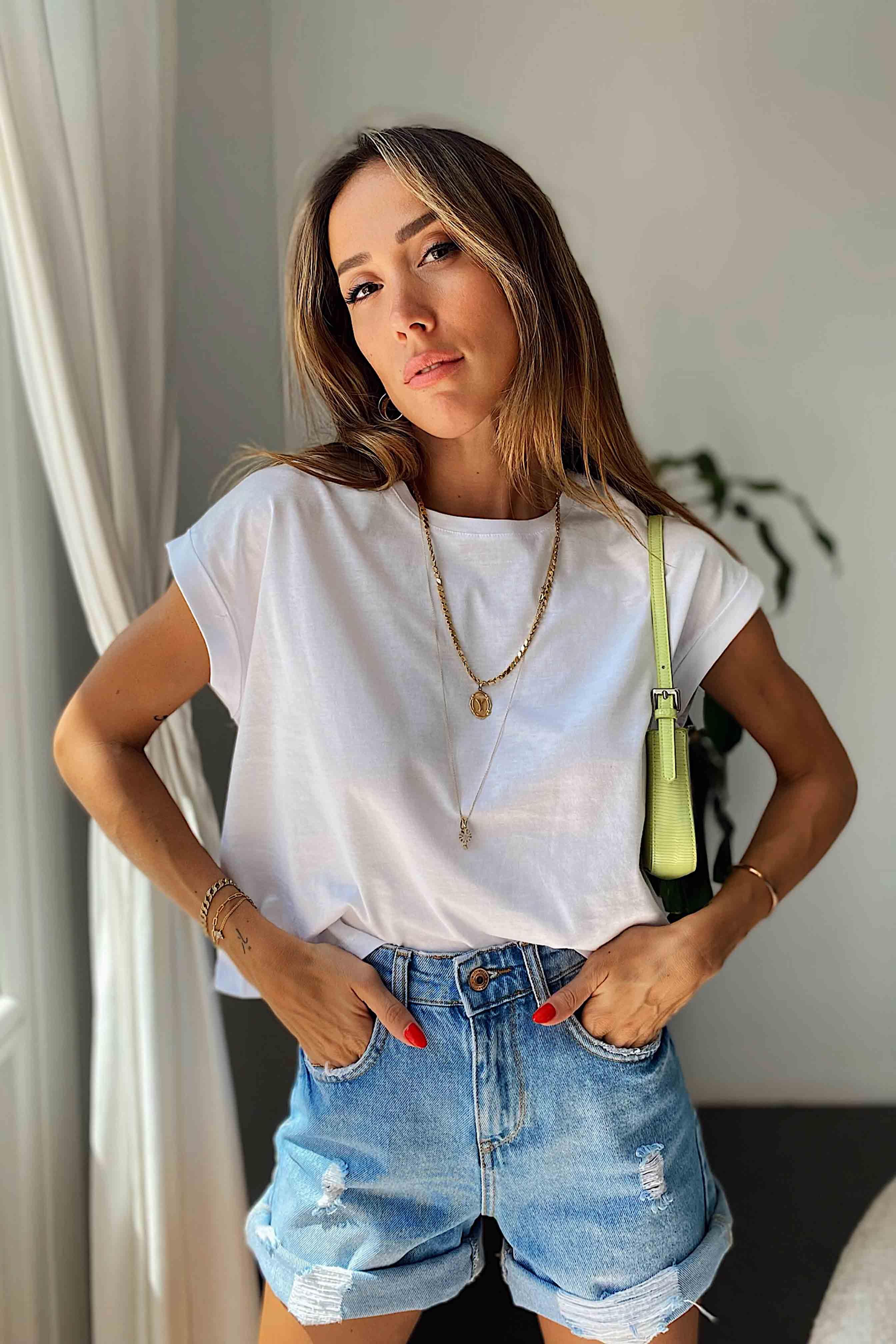 Duble Kol Bisiklet Yaka Tişört Beyaz