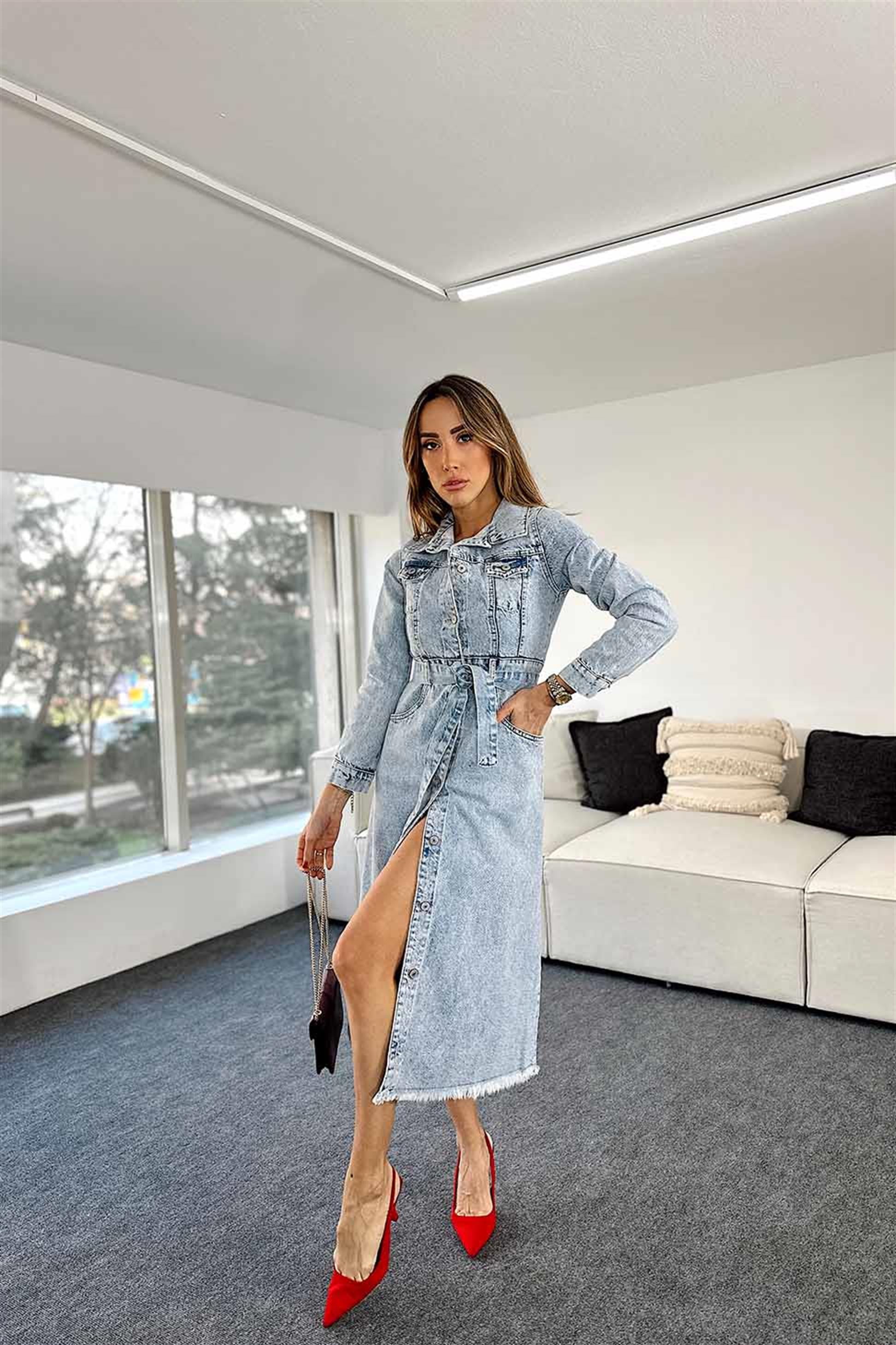 Eteği Püskül Detaylı Denim Elbise Açık Mavi